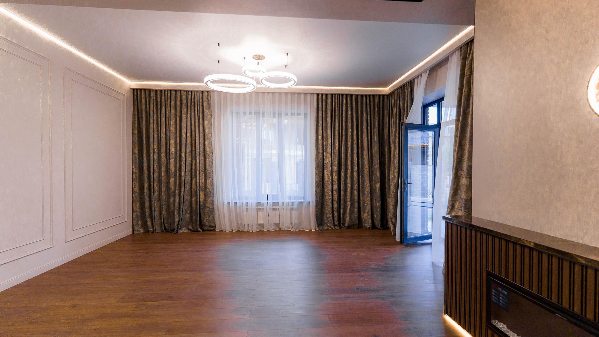 4-комнантный квартира, 280.0 м²,Маметова за 128 000 000