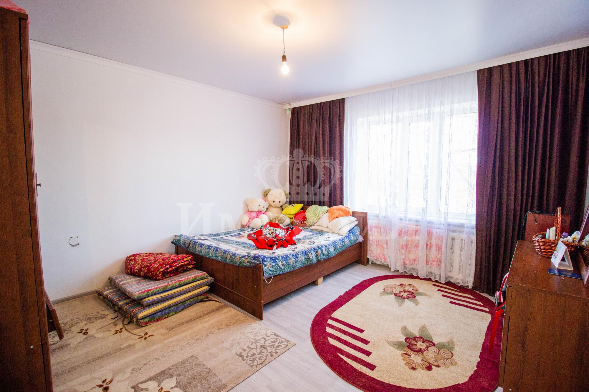 5-комнантный квартира, 151.0 м²,Брусиловского за 27 000 000