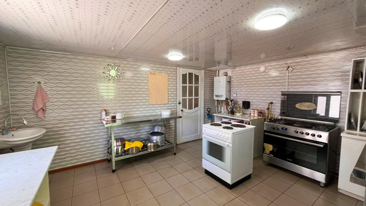 8-комнантный квартира, 311.0 м²,Жазиралы за 75 000 000