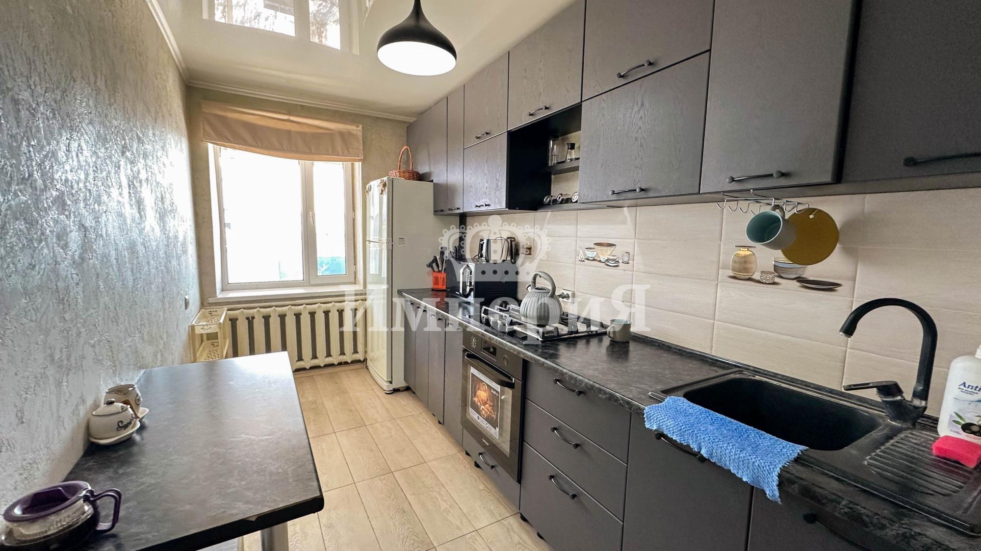 7-комнантный квартира, 230.0 м²,Садыкова за 40 000 000