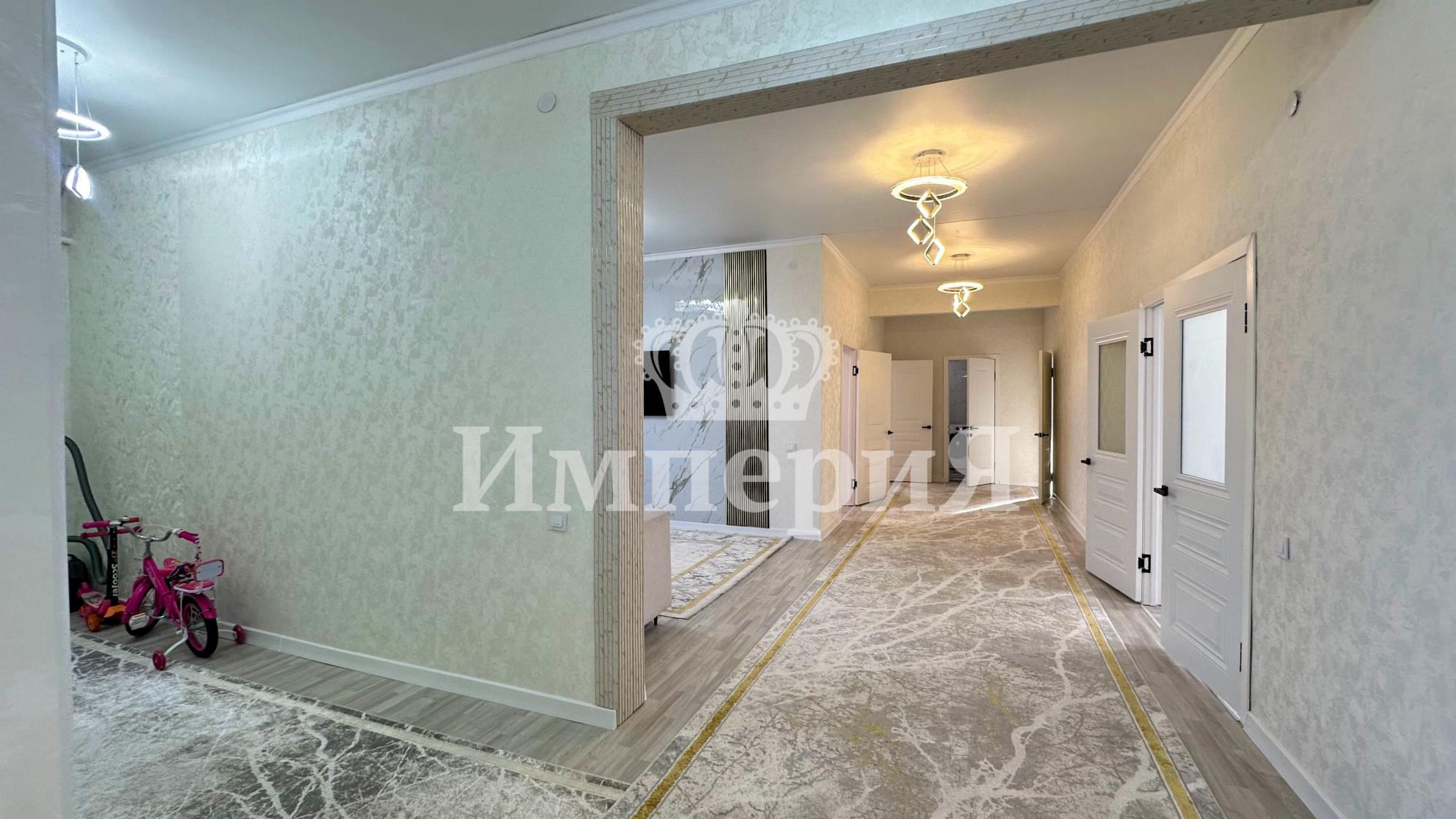 5-комнантный квартира, 160.0 м²,Байтурсынова за 56 000 000
