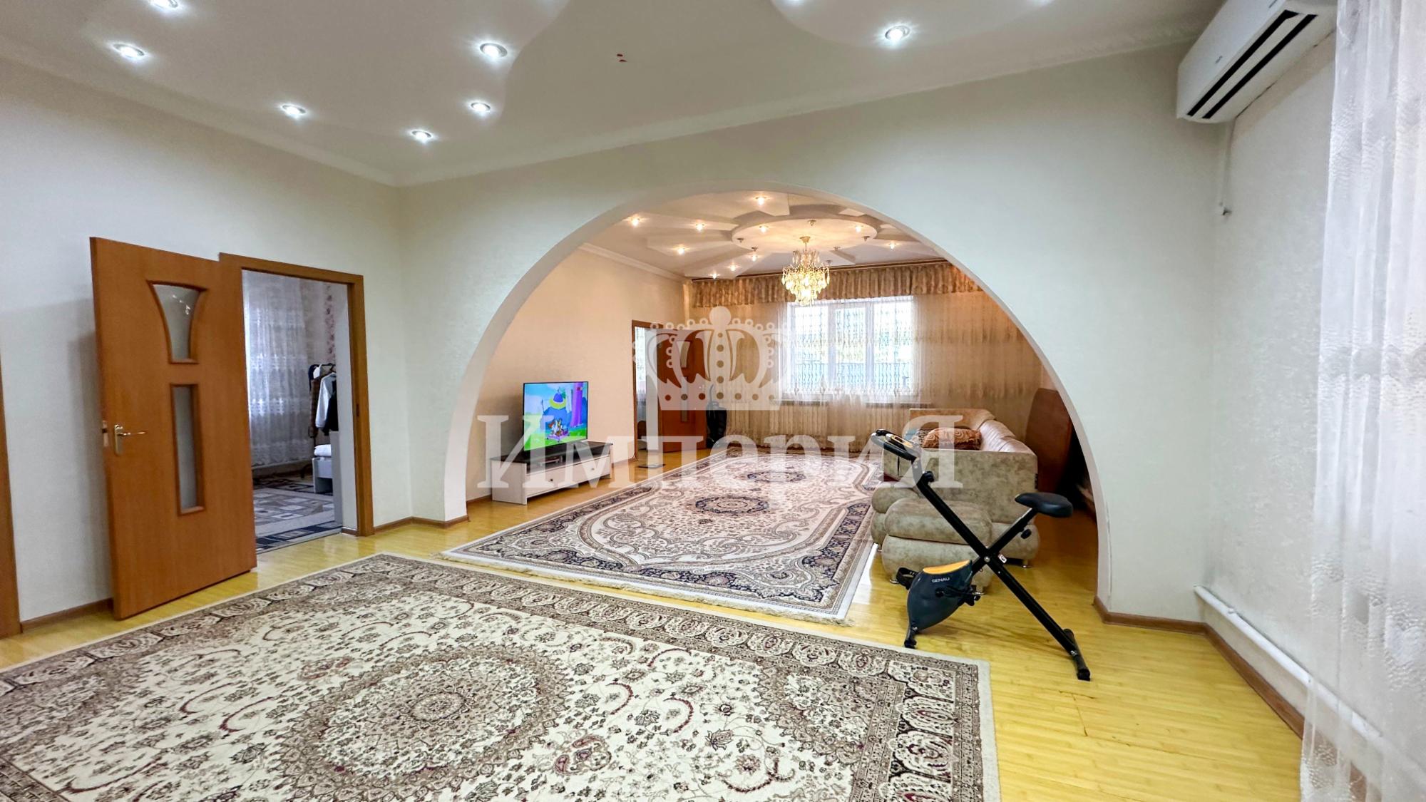 4-комнантный квартира, 155.0 м²,Избасарова за 35 000 000