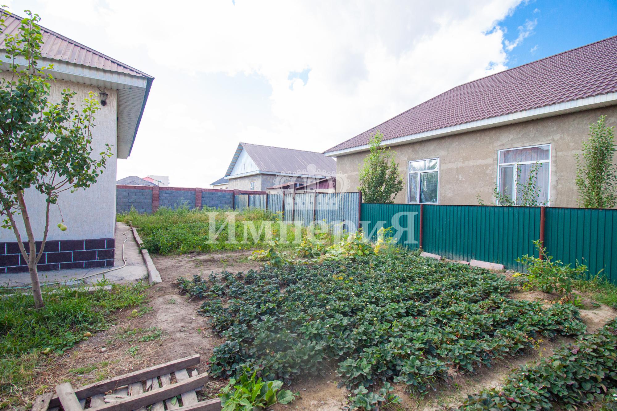 4-комнантный квартира, 140.0 м²,Алимжанова за 42 000 000