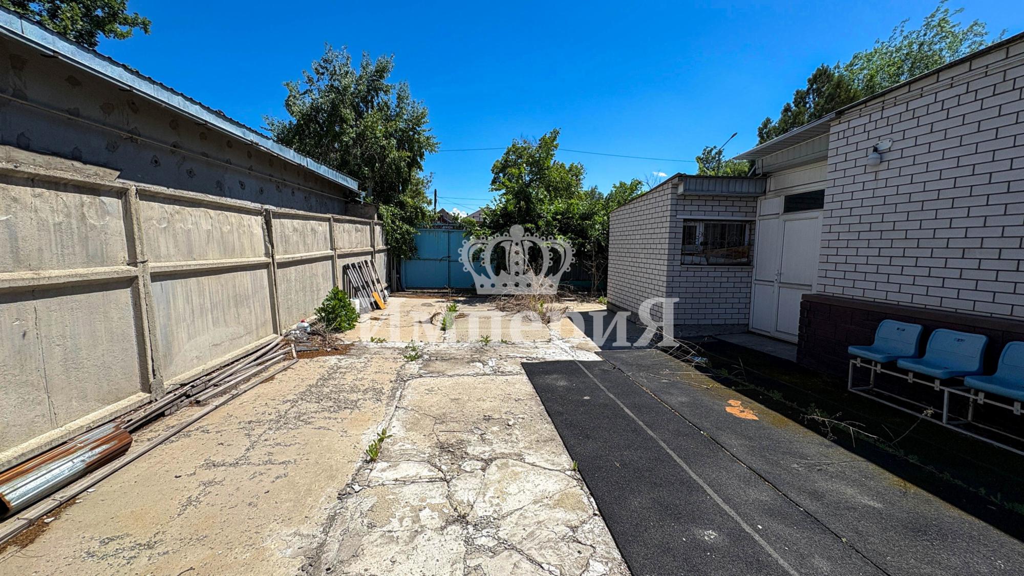 9-комнантный квартира, 327.0 м²,Абылай Хана за 37 000 000