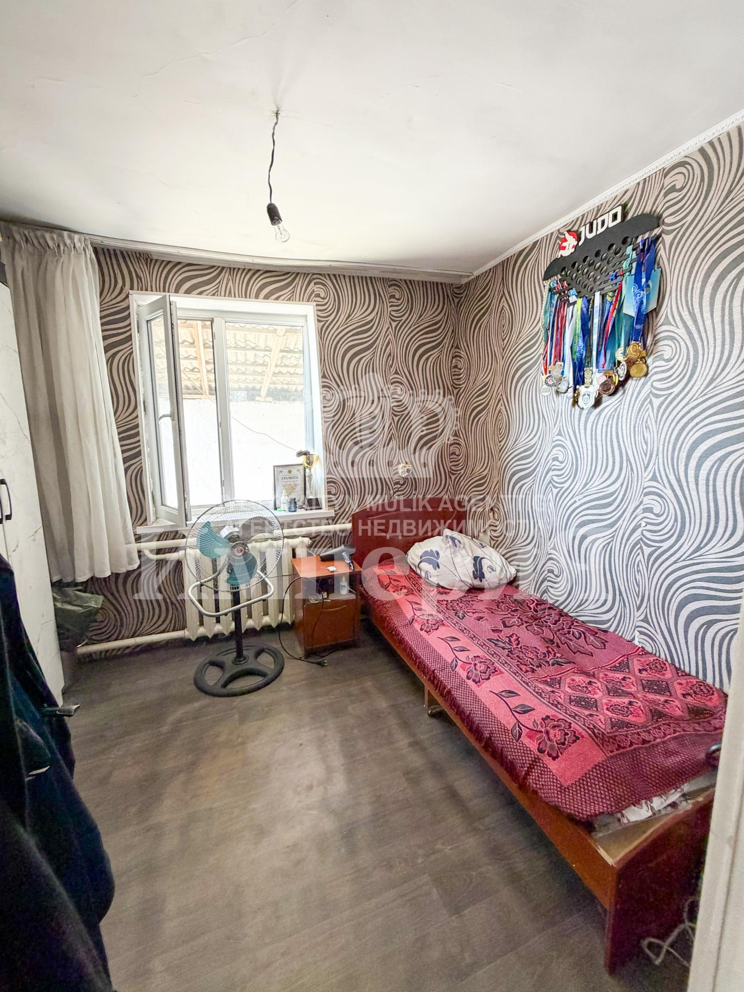 4-комнантный квартира, 63.0 м²,Бугор за 13 000 000