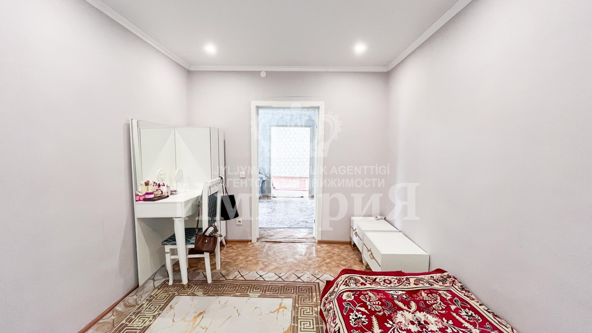 4-комнантный квартира, 122.0 м²,Подобедова за 23 000 000