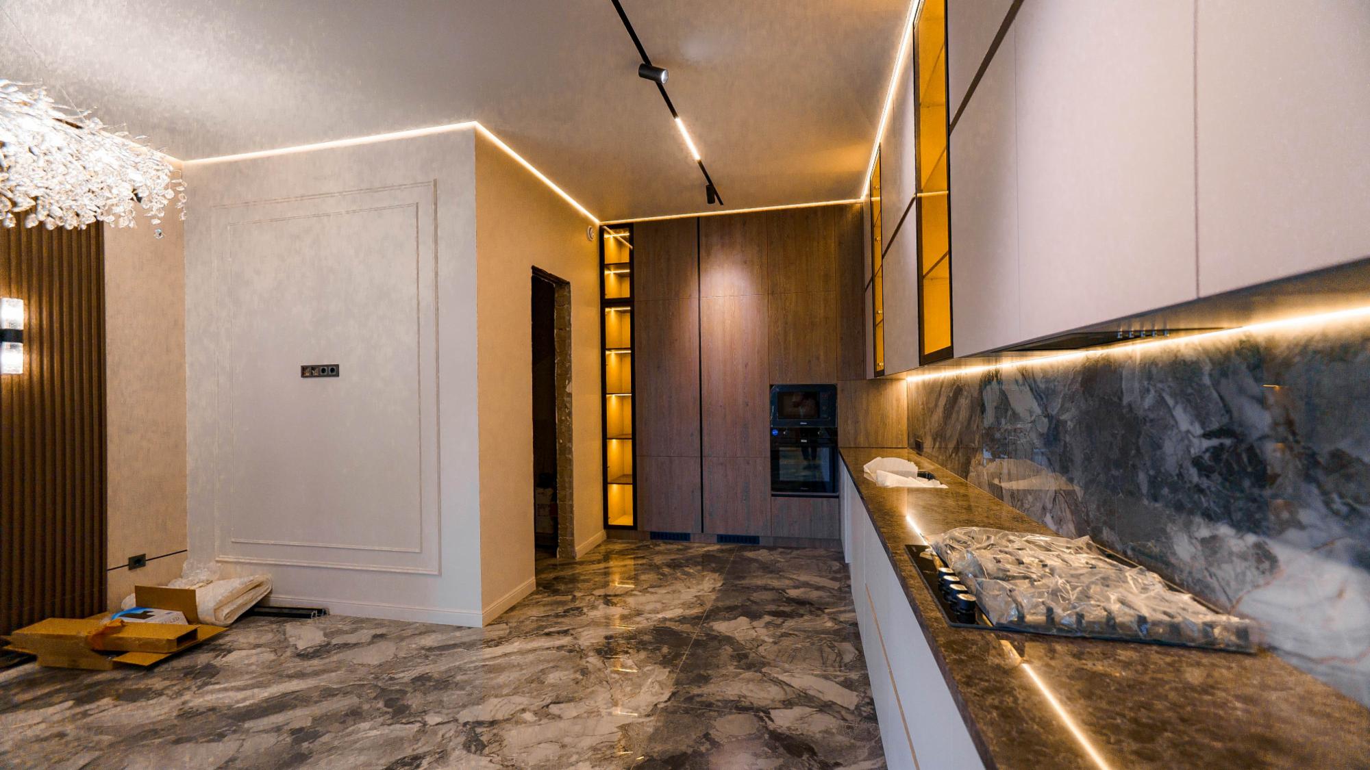 4-комнантный квартира, 280.0 м²,Маметова за 128 000 000