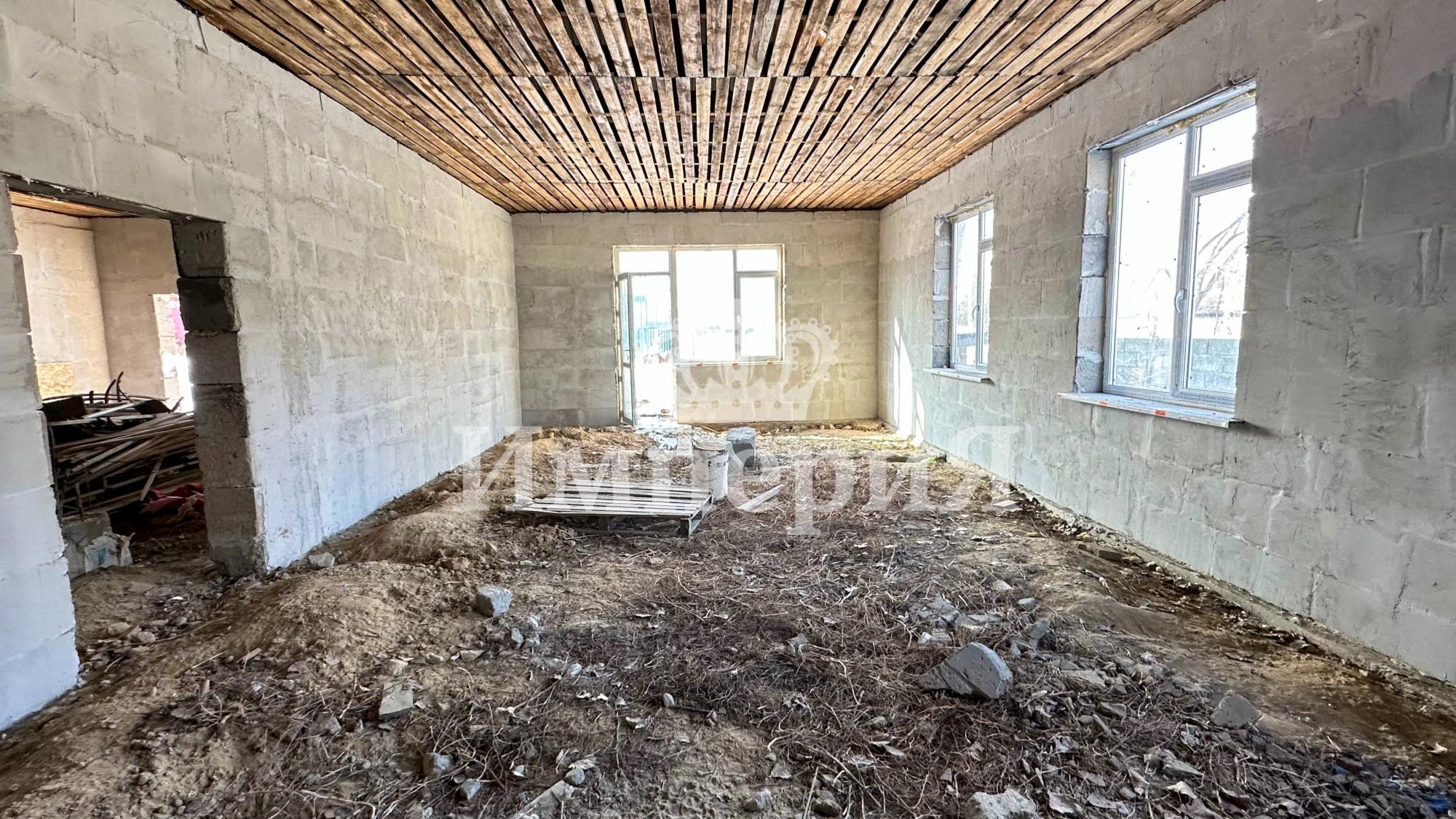 3-комнантный квартира, 306.0 м²,Абая за 30 000 000