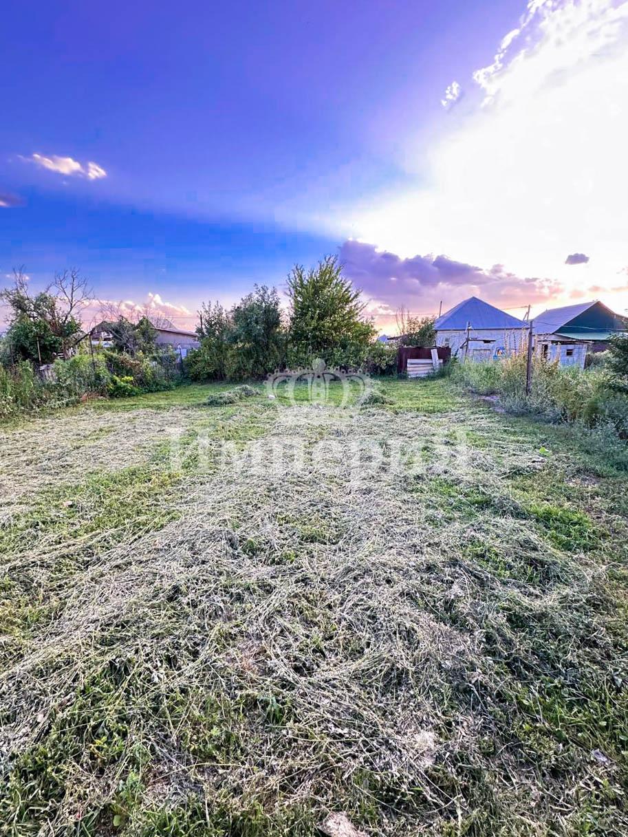 5-комнантный квартира, 1550.0 м²,Аманжолова за 21 000 000