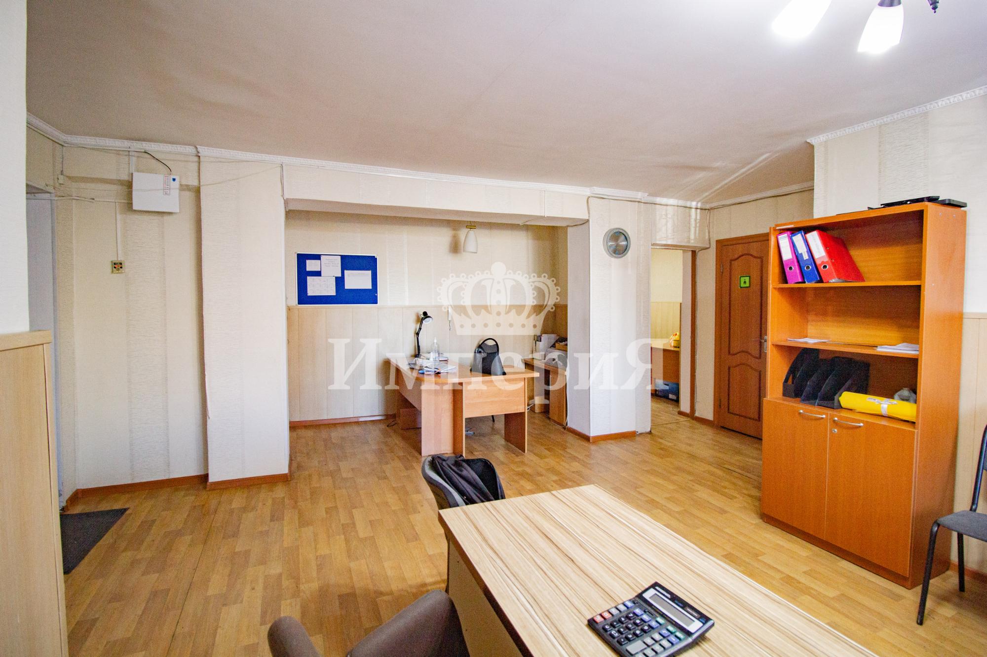 4-комнантный квартира, 67.0 м²,Назарбаева за 18 000 000