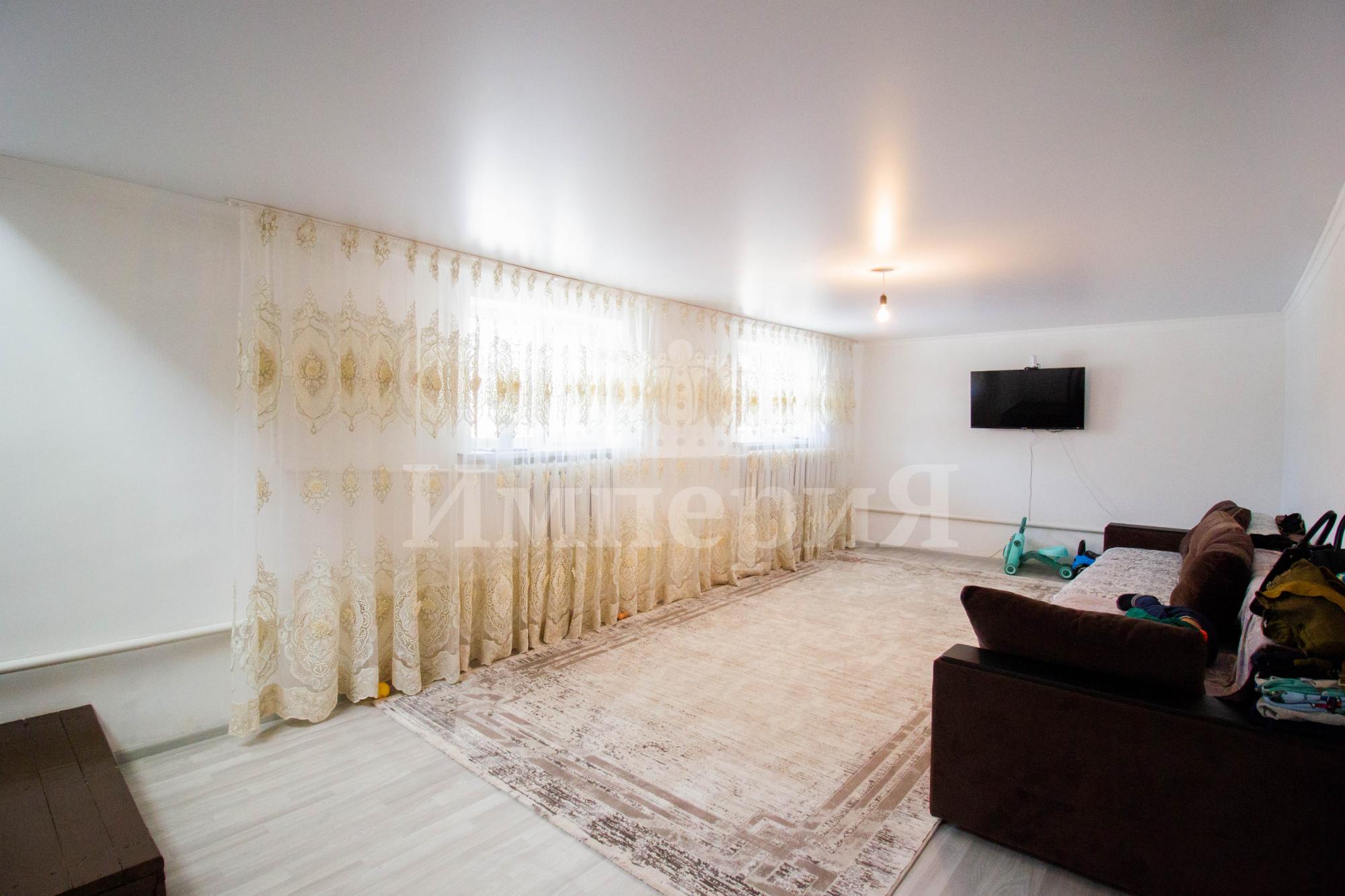 5-комнантный квартира, 151.0 м²,Брусиловского за 27 000 000