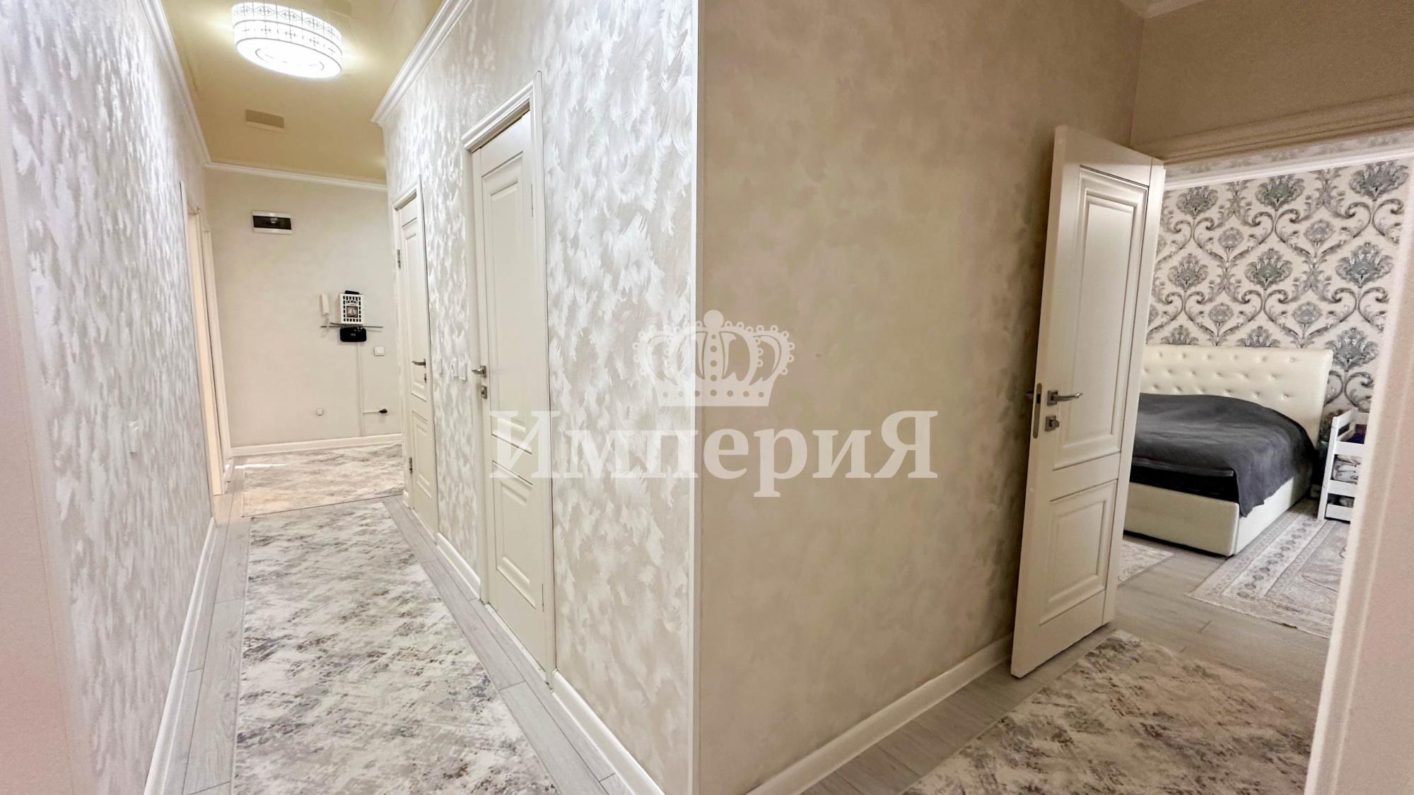 4-комнантная квартира, 104.0 м²,Каратал за 43 000 000