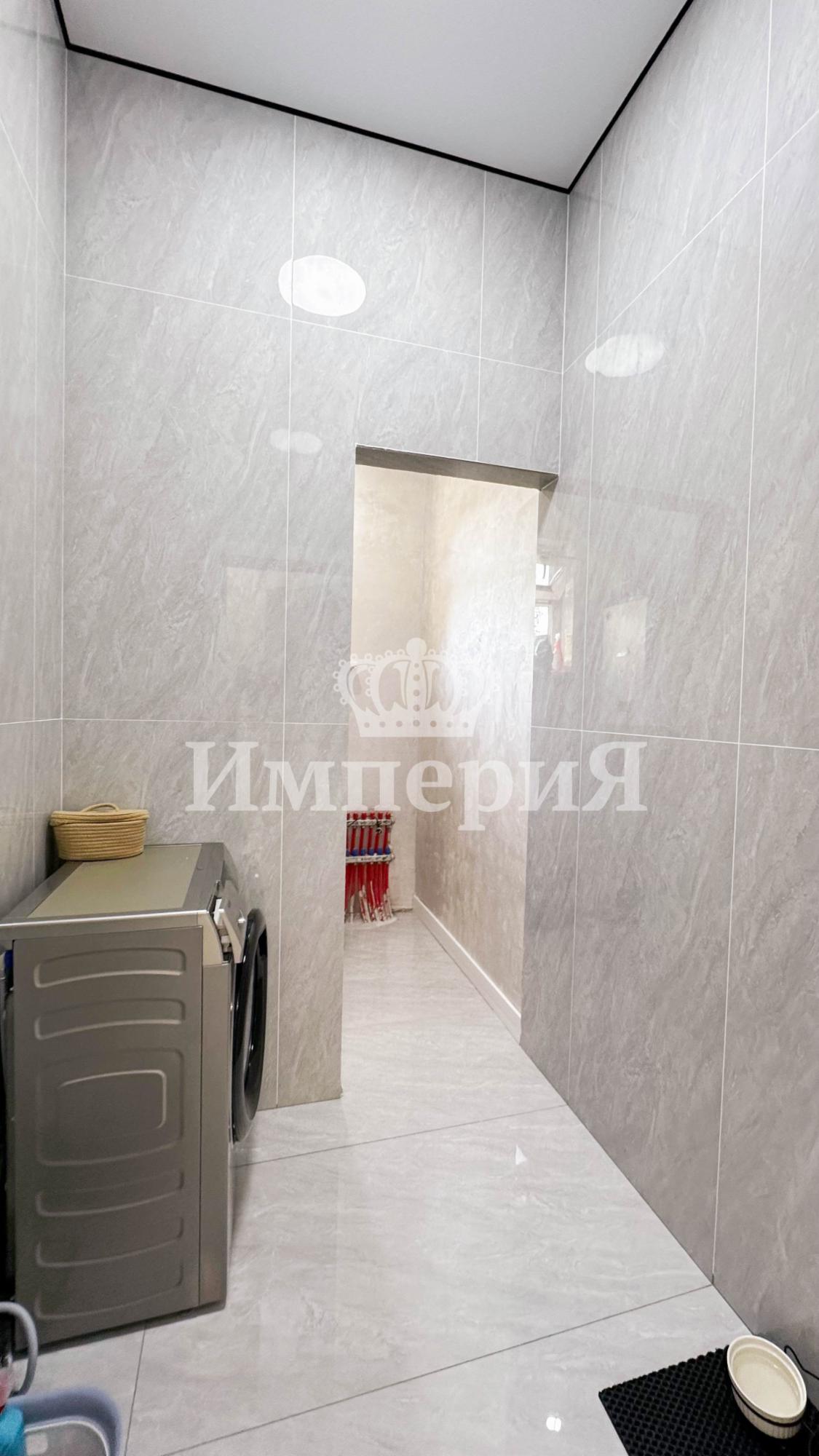 4-комнантный квартира, 150.0 м²,Абая за 57 000 000