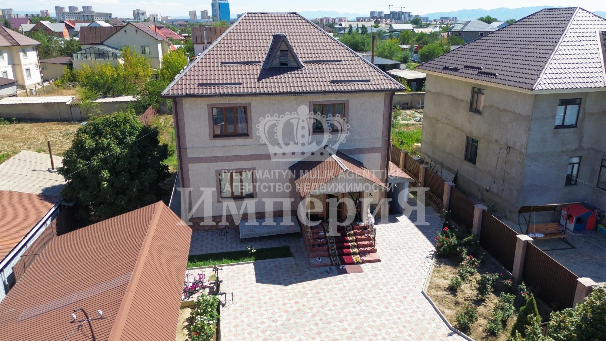 6-комнантный квартира, 239.0 м²,Новый переулок за 70 000 000