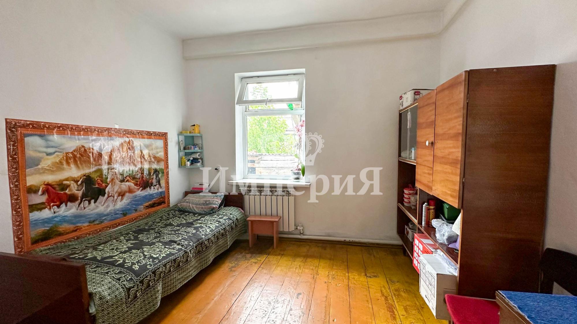 4-комнантный квартира, 65.0 м²,Курманова за 14 000 000