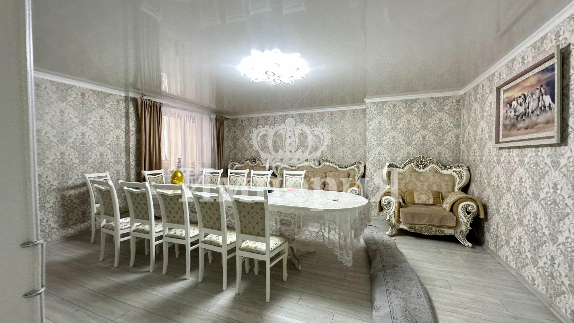 6-комнантный квартира, 380.0 м²,Чкалова за 51 000 000