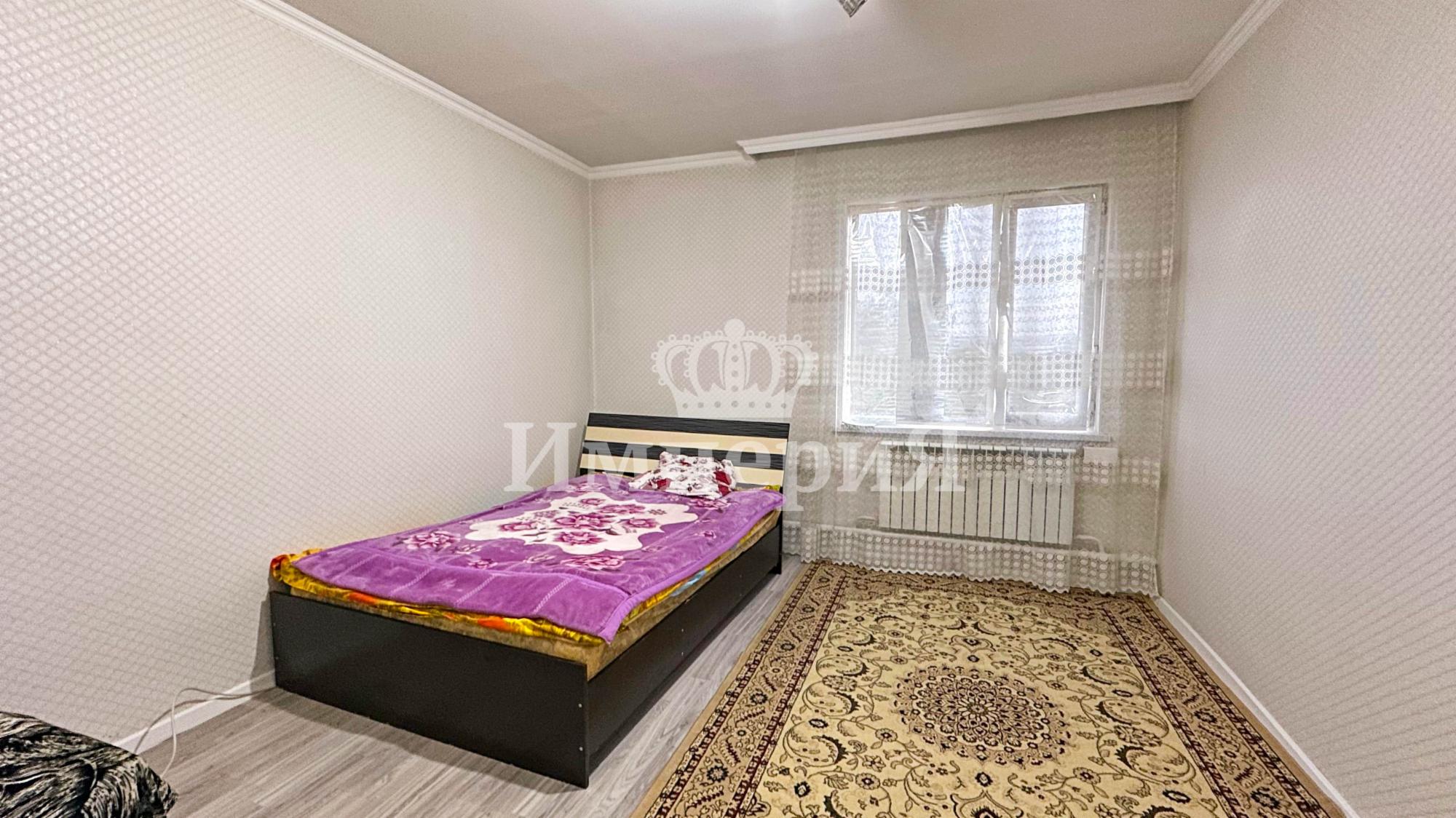 4-комнантный квартира, 158.0 м²,Абая за 27 000 000