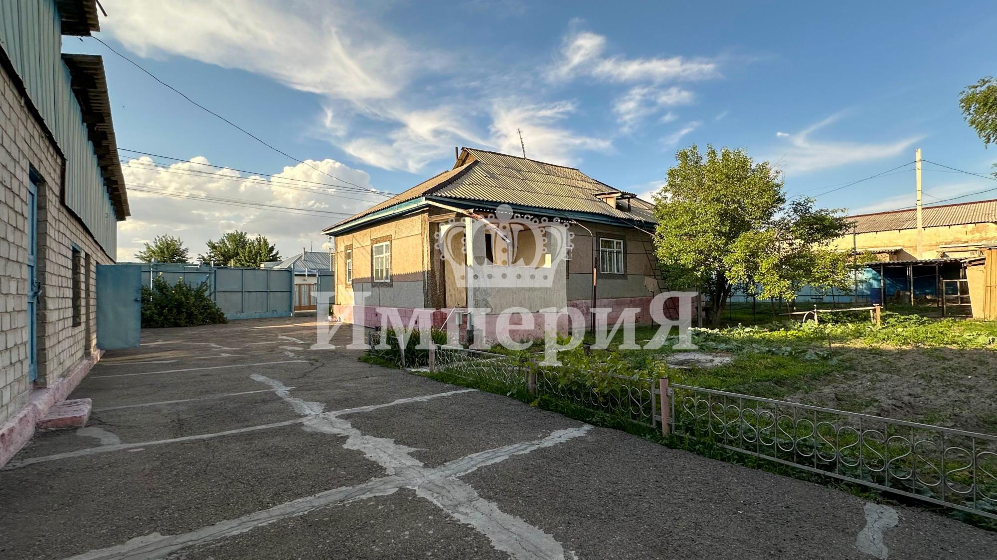 4-комнантный квартира, 123.0 м²,Репина за 22 700 000