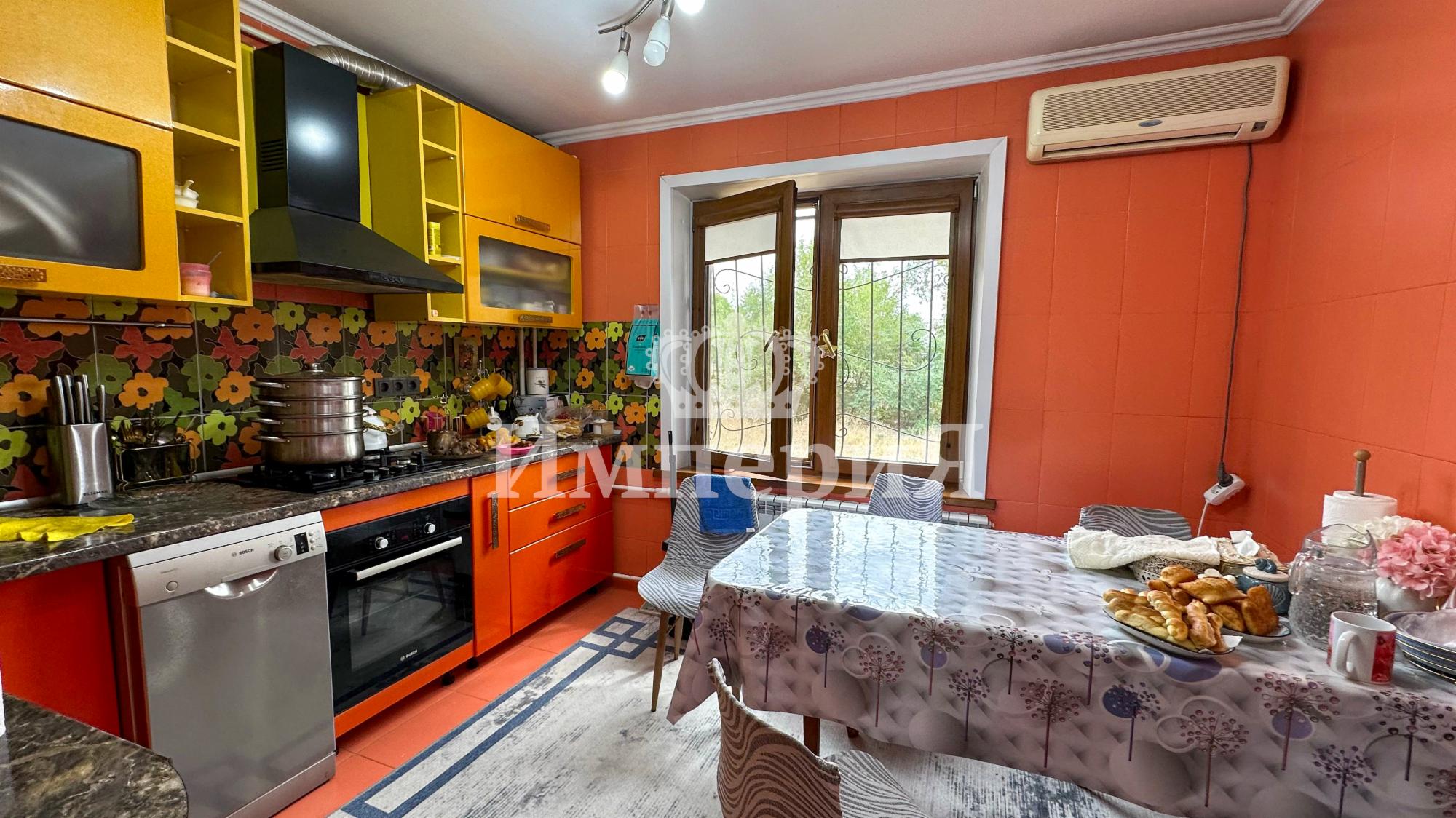 4-комнантная квартира, 103.0 м²,мкр Мушелтой за 40 000 000