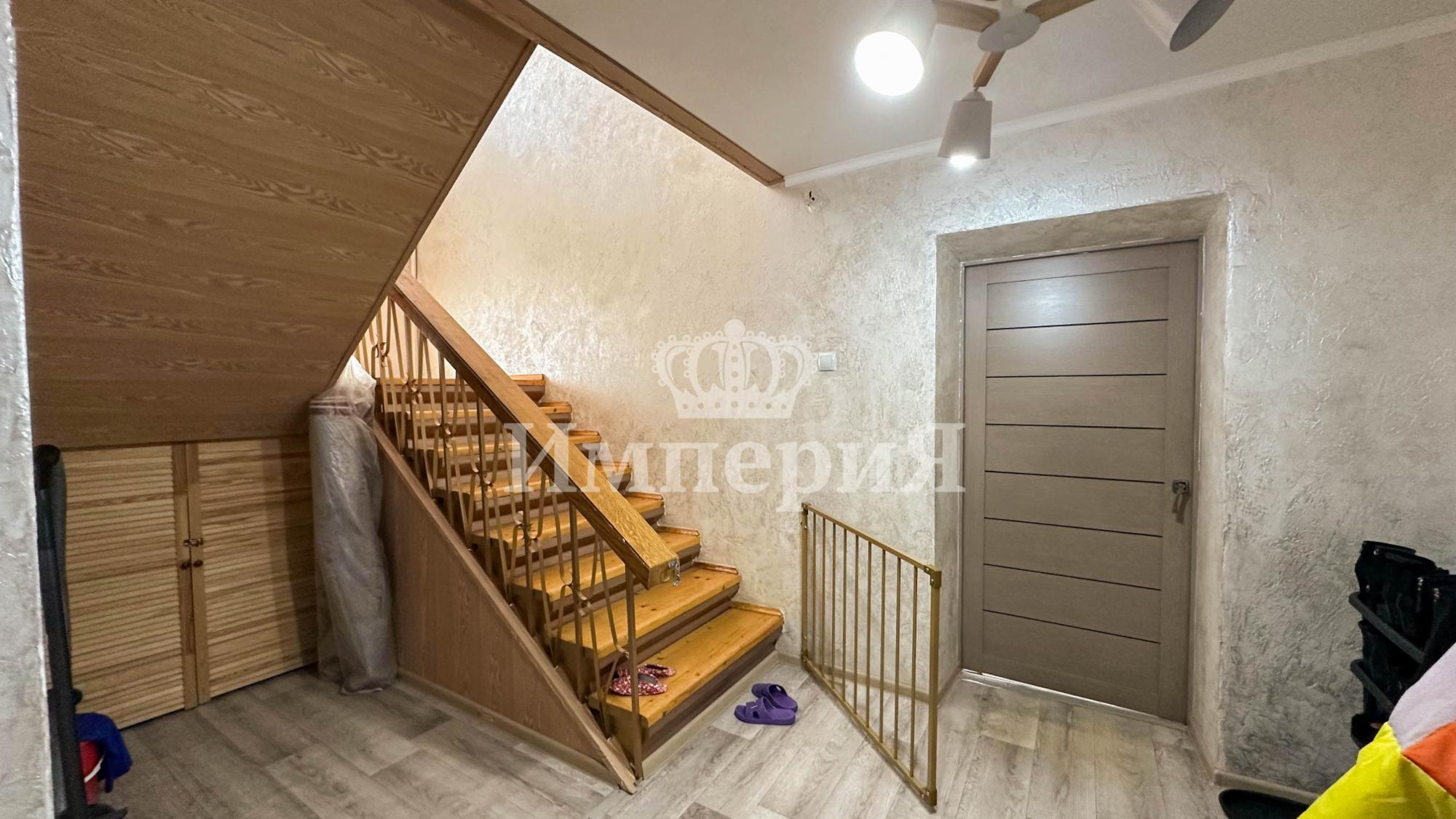 7-комнантный квартира, 230.0 м²,Садыкова за 40 000 000