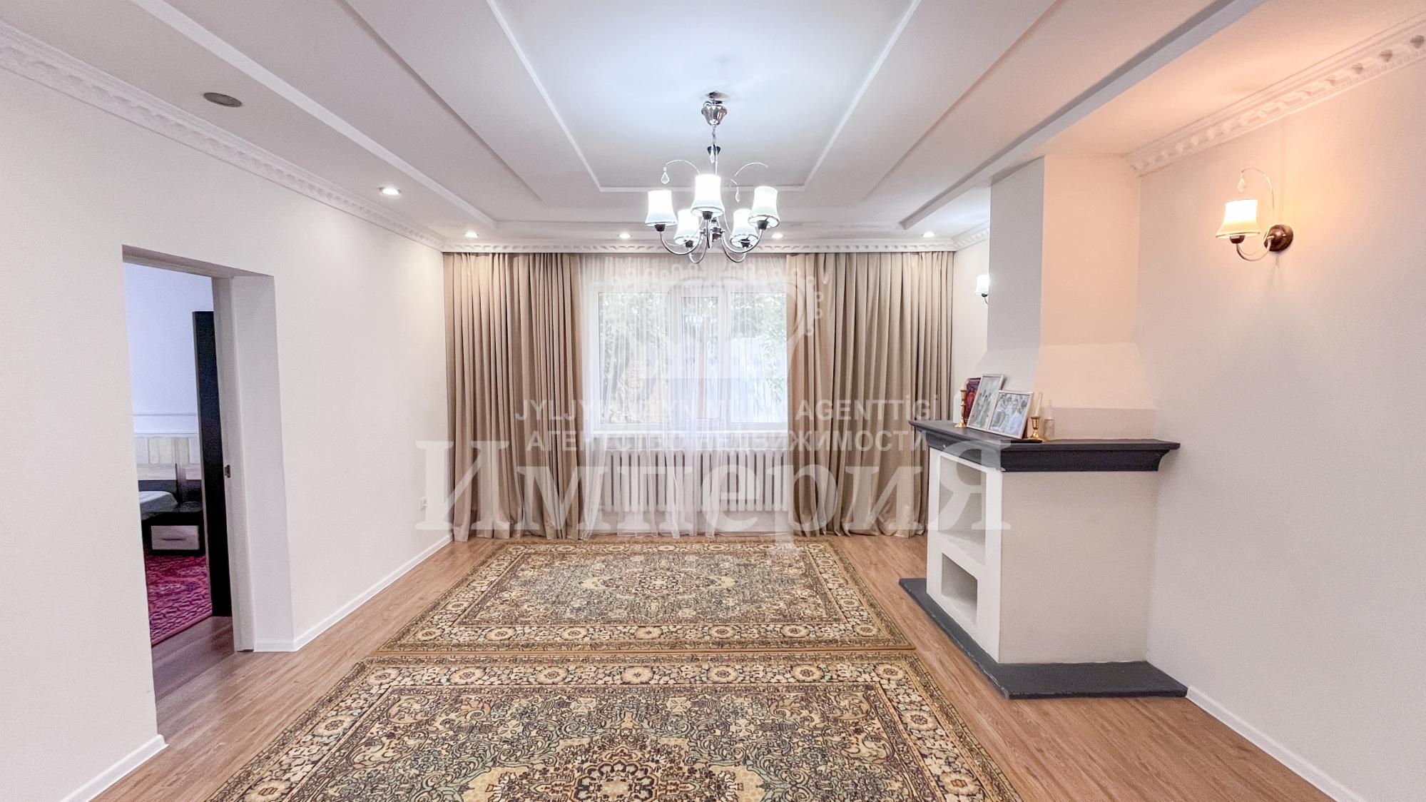 5-комнантный квартира, 144.0 м²,Базарбаева за 27 800 000