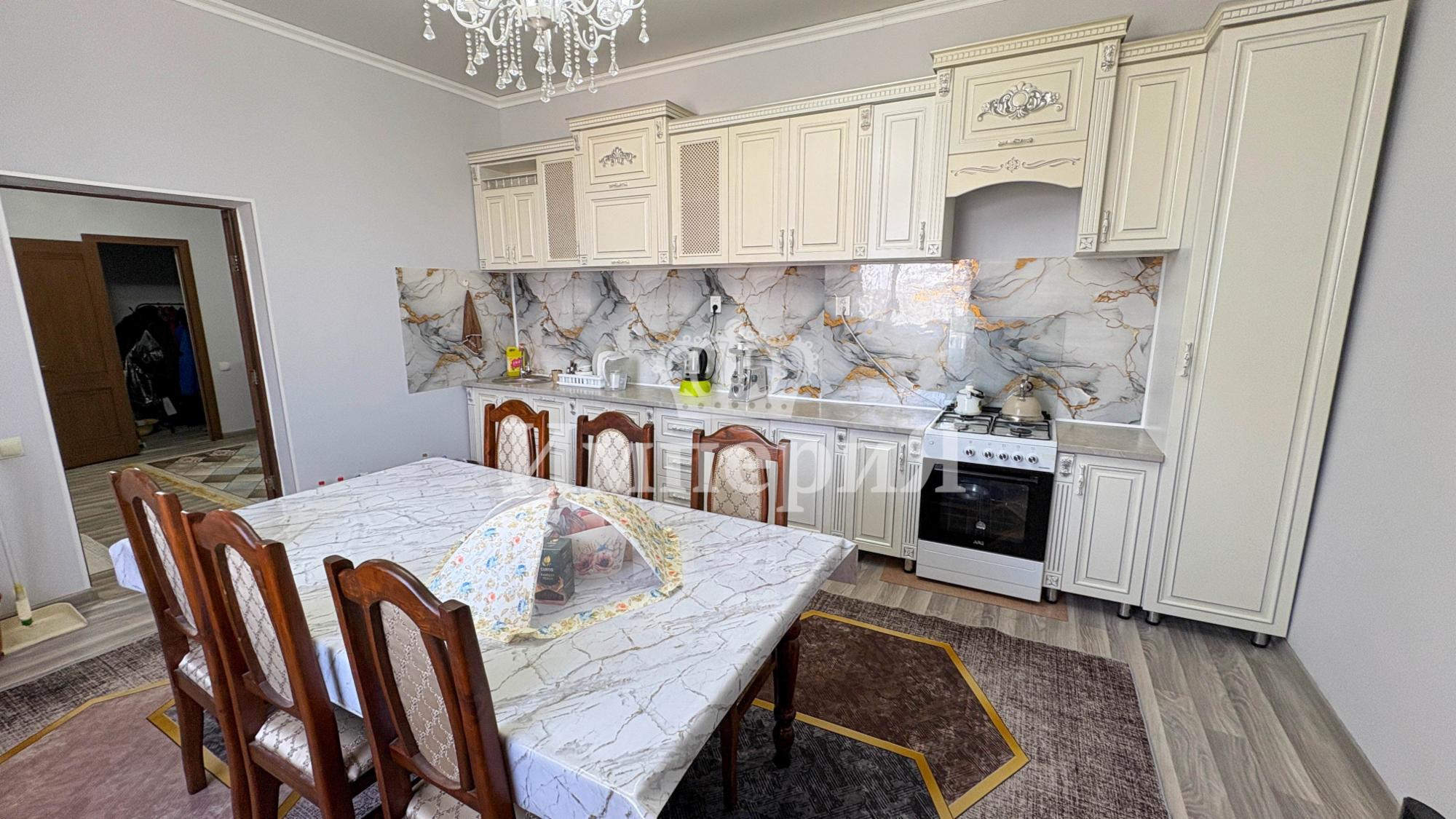 5-комнантный квартира, 247.8 м²,мкр Жастар за 58 000 000