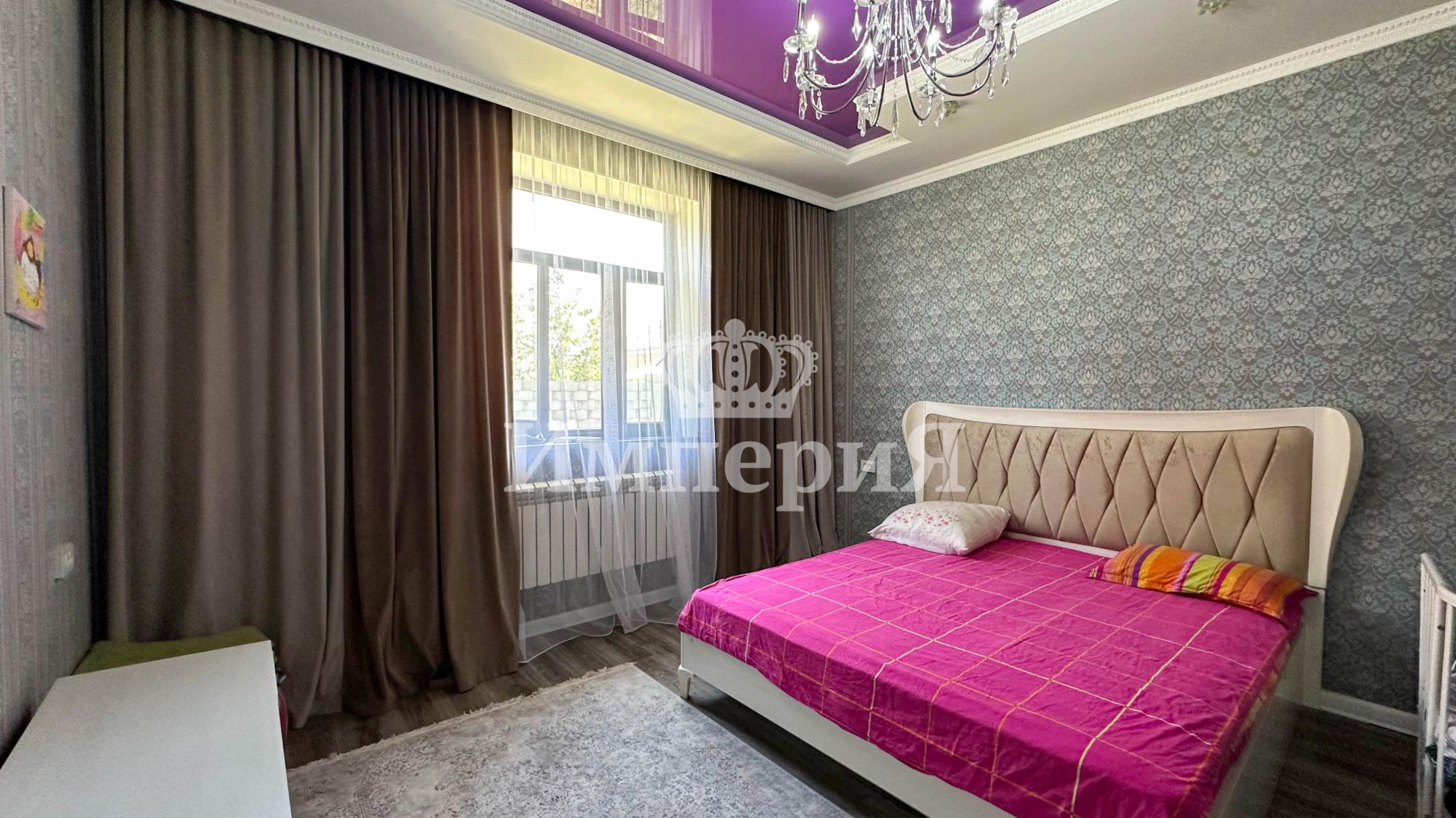 6-комнантный квартира, 160.0 м²,Есенберлина за 65 000 000