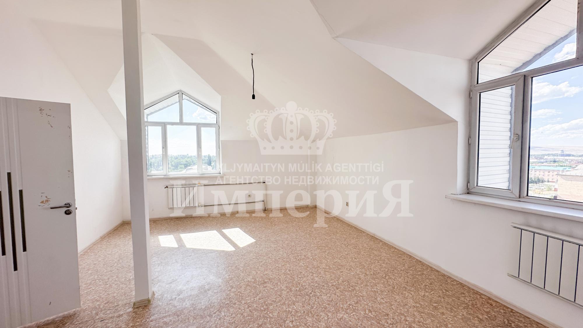 5-комнантная квартира, 227.0 м²,Каратал за 55 000 000