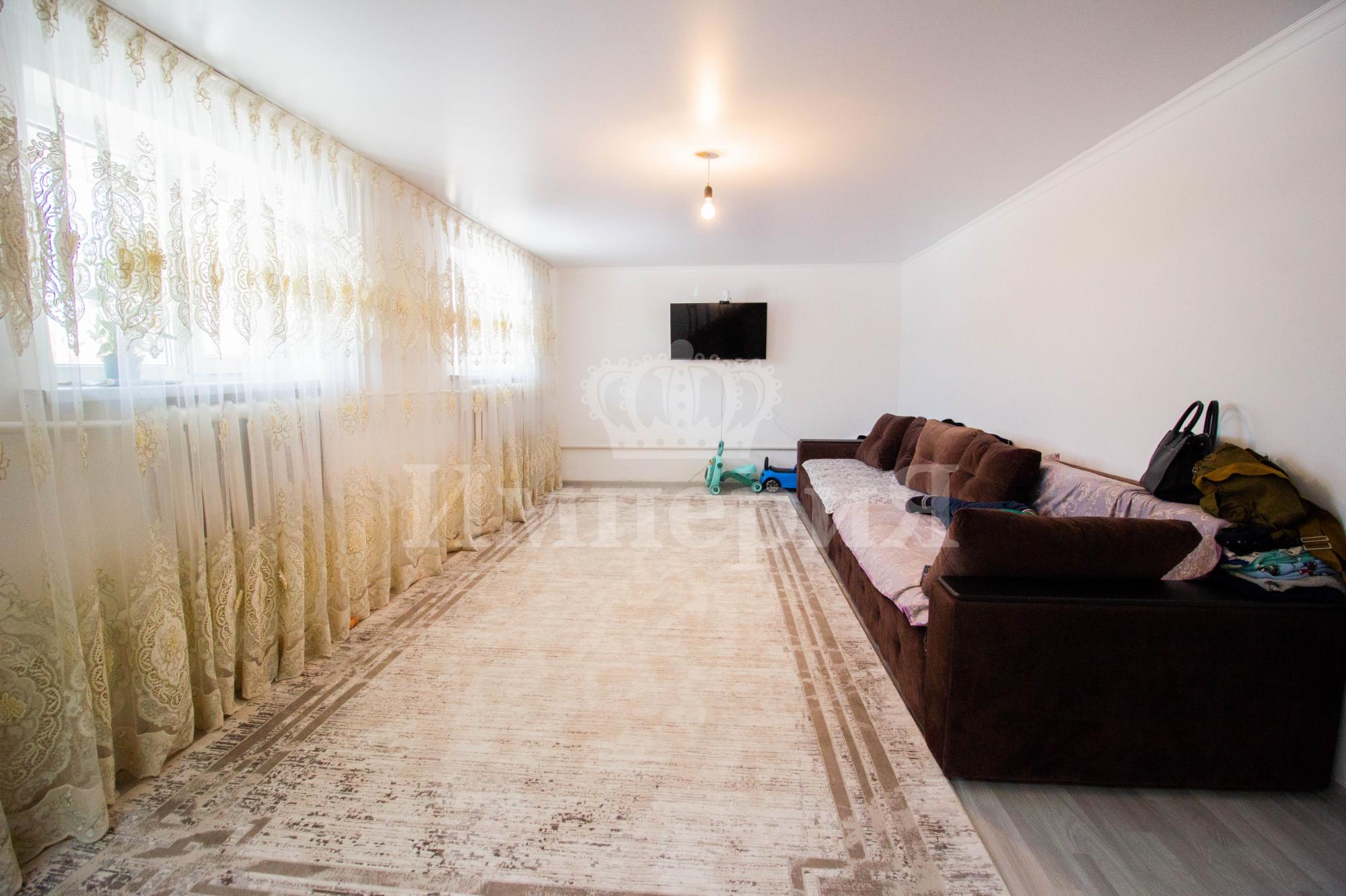 5-комнантный квартира, 151.0 м²,Брусиловского за 27 000 000