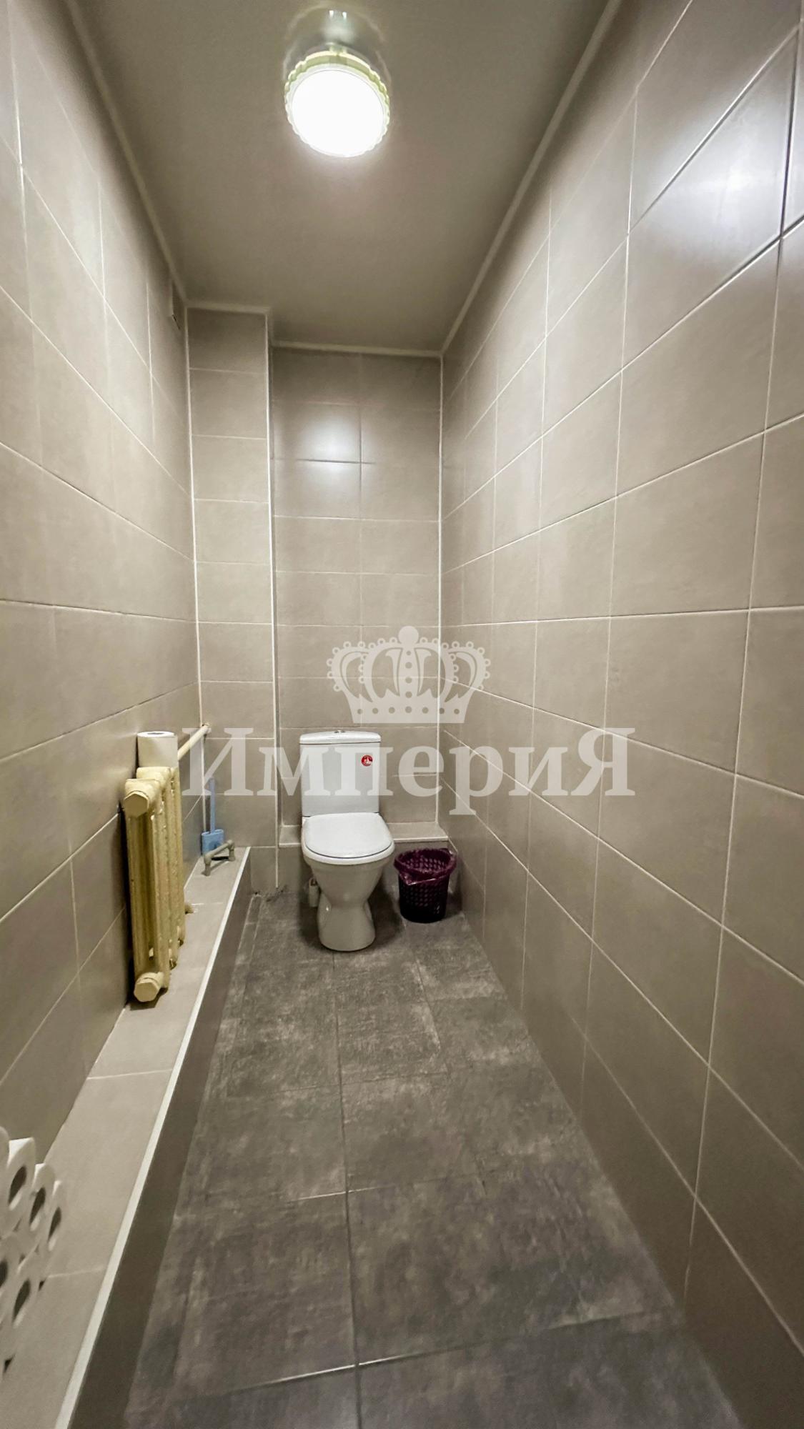 7-комнантный квартира, 230.0 м²,Садыкова за 40 000 000