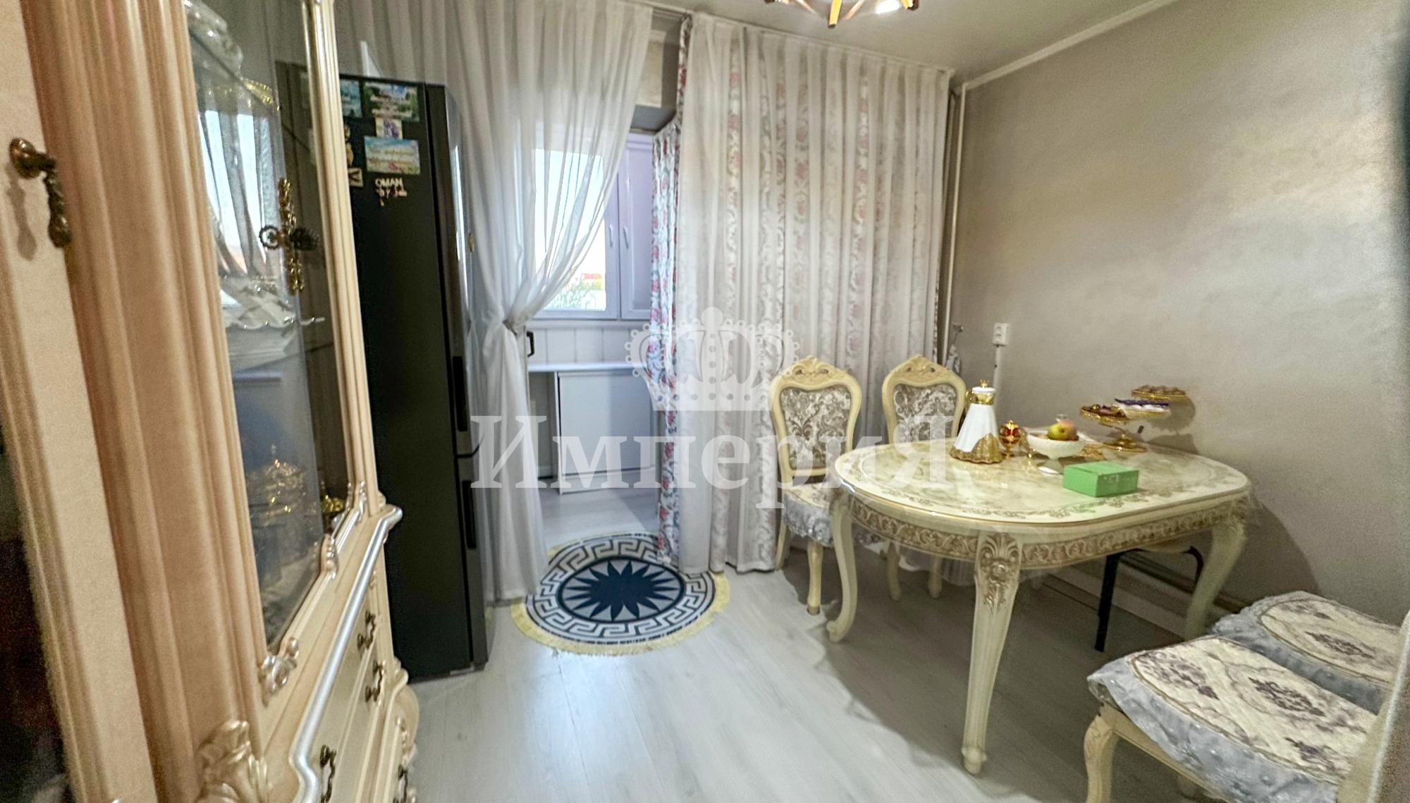 4-комнантная квартира, 92.0 м²,3 мкр за 35 500 000