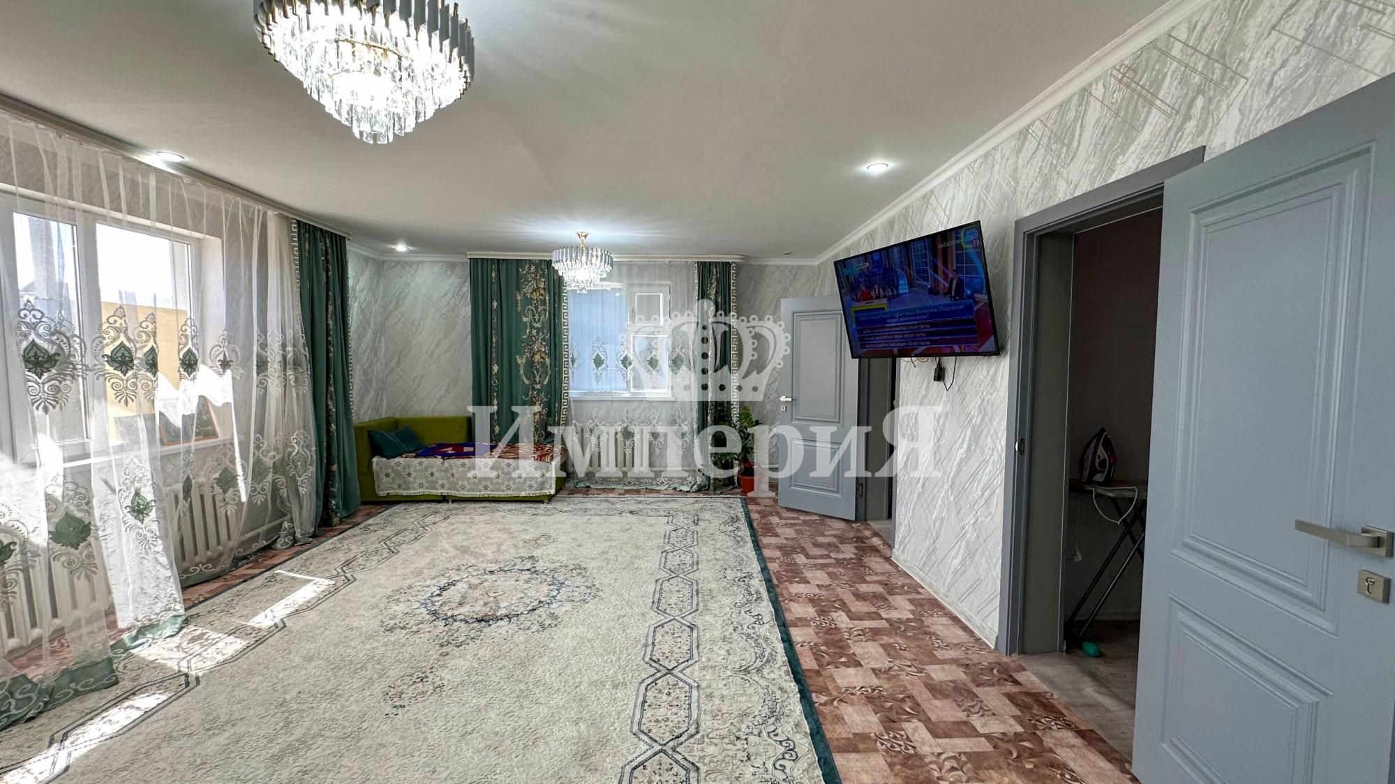 4-комнантный квартира, 98.0 м²,Подобедова за 19 000 000