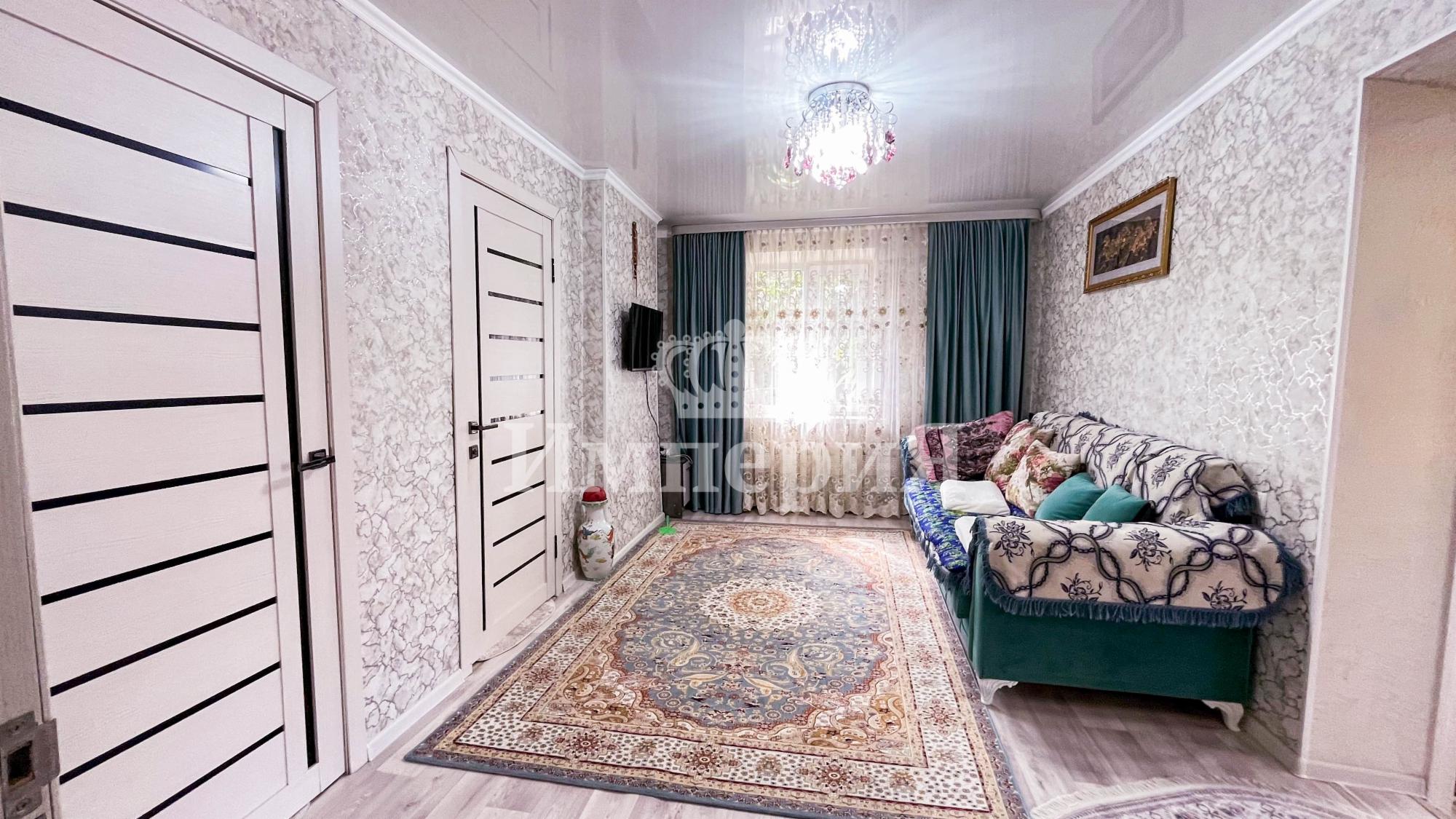 4-комнантный квартира, 74.0 м²,Брусиловского за 22 000 000