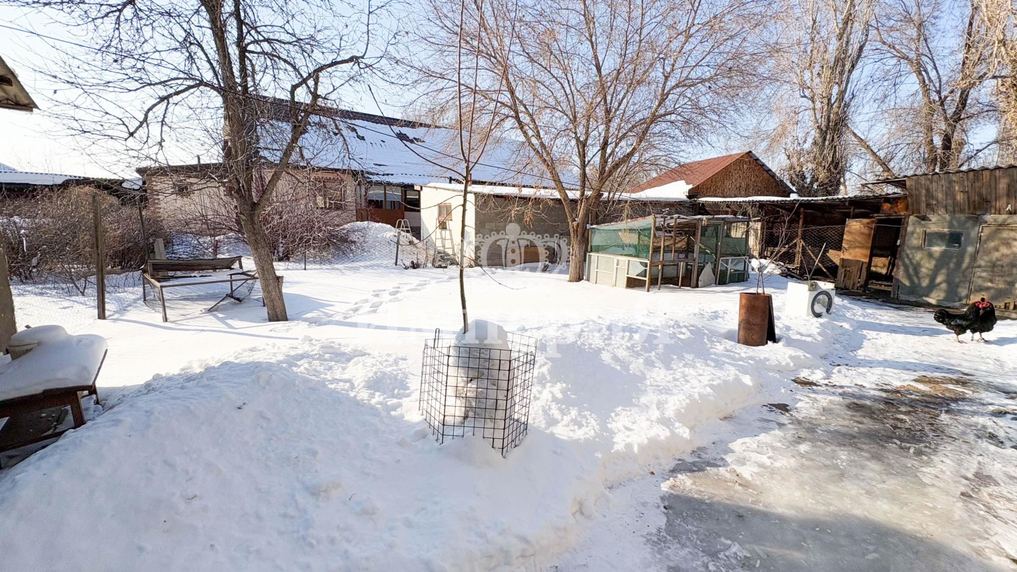 5-комнантный квартира, 160.0 м²,Абжалиева за 37 000 000