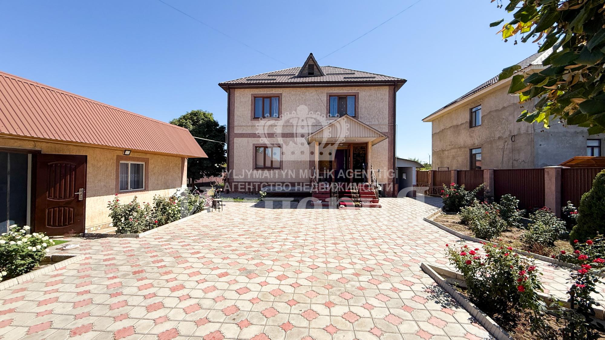 6-комнантный квартира, 239.0 м²,Новый переулок за 70 000 000