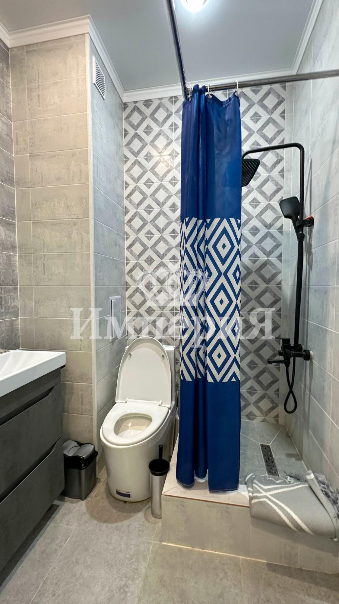 5-комнантная квартира, 160.0 м²,Бирлик за 68 000 000