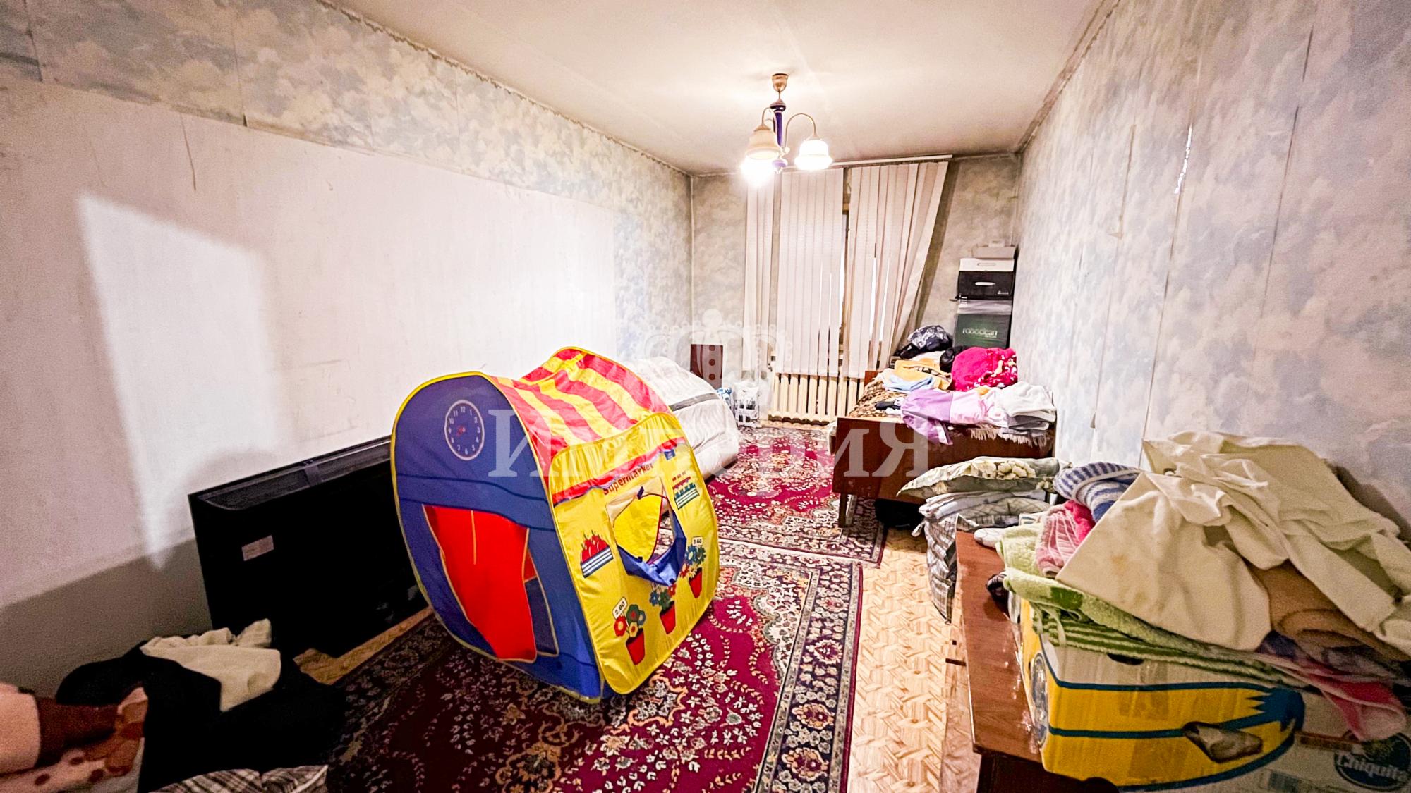 8-комнантный квартира, 270.0 м²,Циалковского за 32 000 000