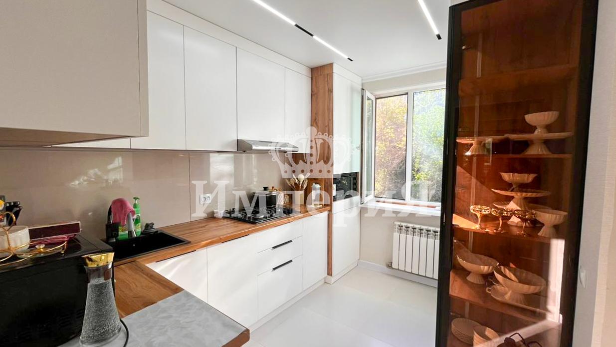 4-комнантная квартира, 74.0 м²,5 мкр за 32 000 000