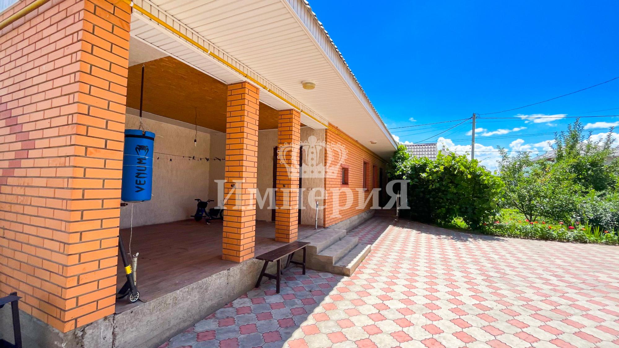 8-комнантный квартира, 270.0 м²,Айманова за 70 000 000