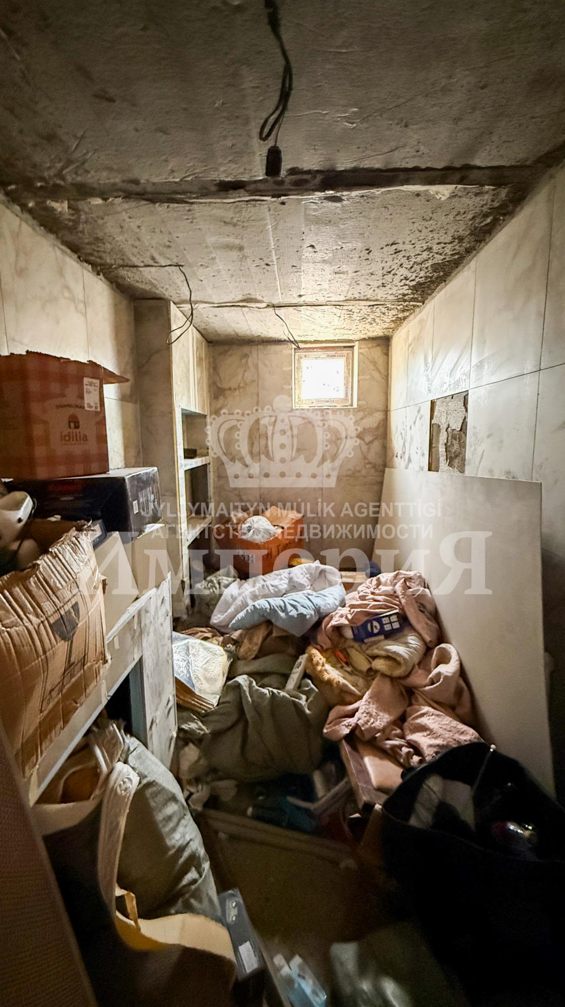 5-комнантный квартира, 185.0 м²,Сенгирбаева за 27 000 000