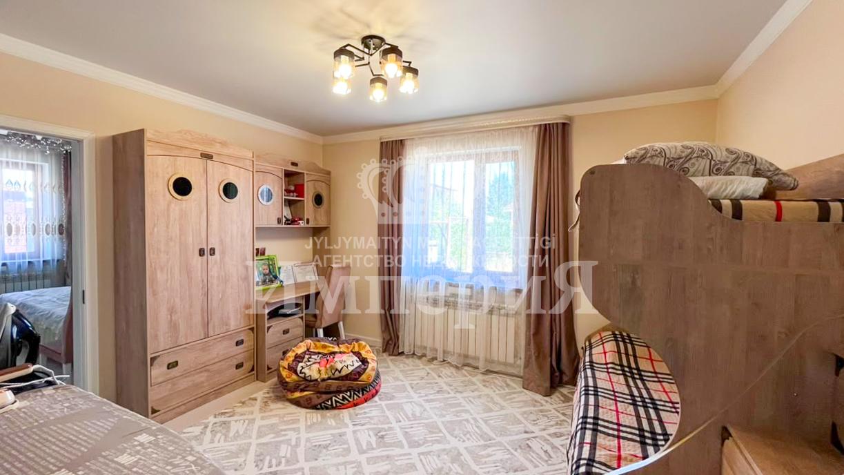 4-комнантный квартира, 132.3 м²,Кок Жазык за 44 000 000