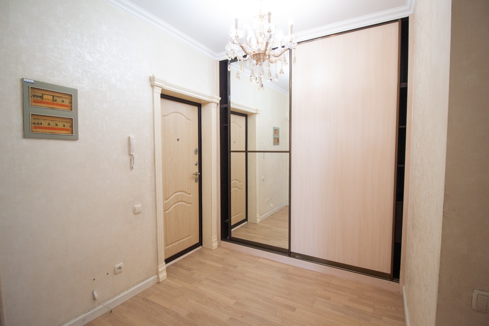 4-комнантная квартира, 102.0 м²,Каратал за 37 000 000