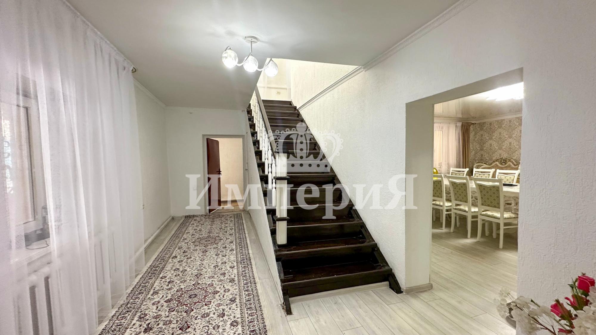 6-комнантный квартира, 380.0 м²,Чкалова за 51 000 000