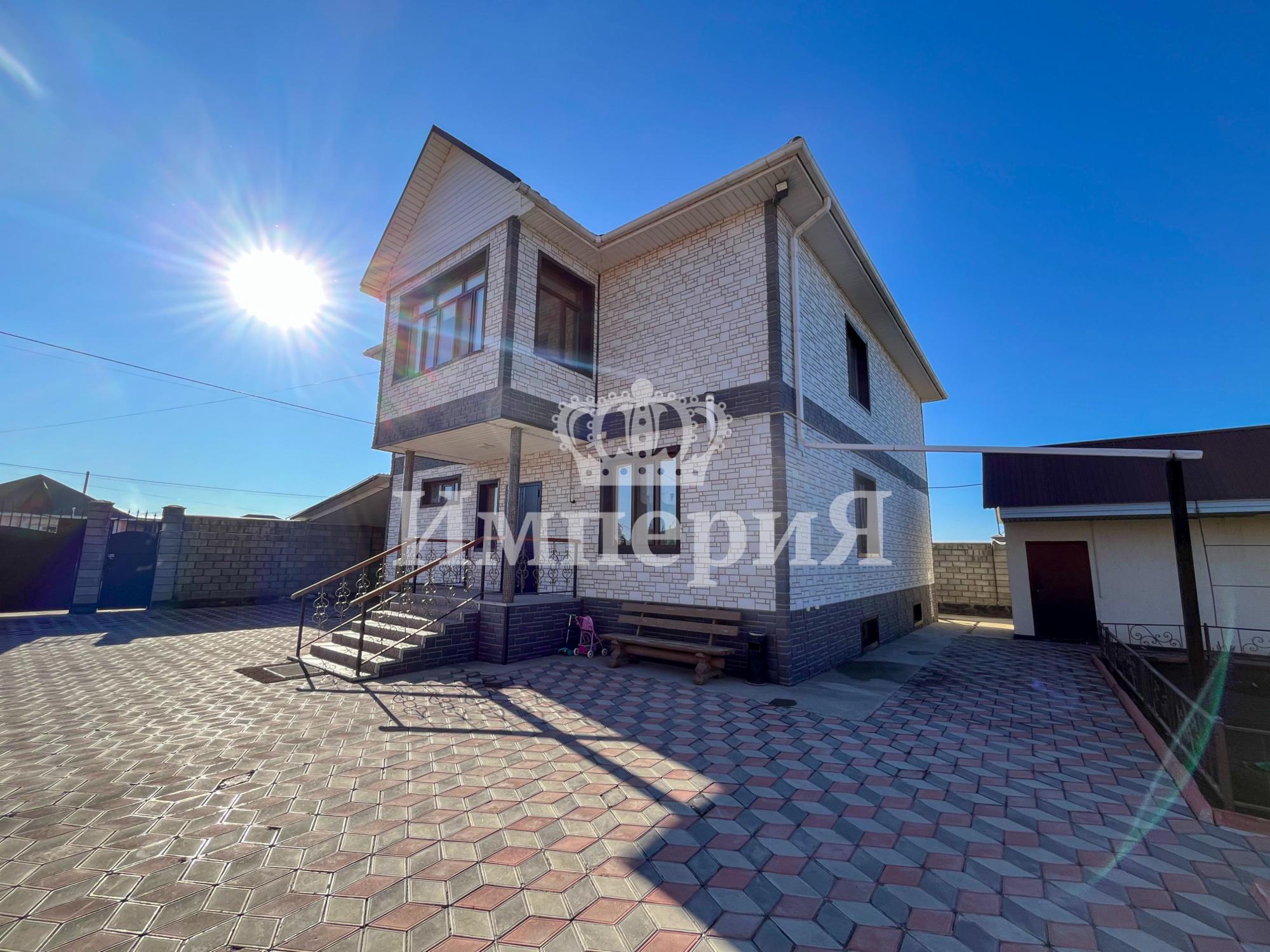 7-комнантный квартира, 293.1 м²,Есенберлина за 120 000 000