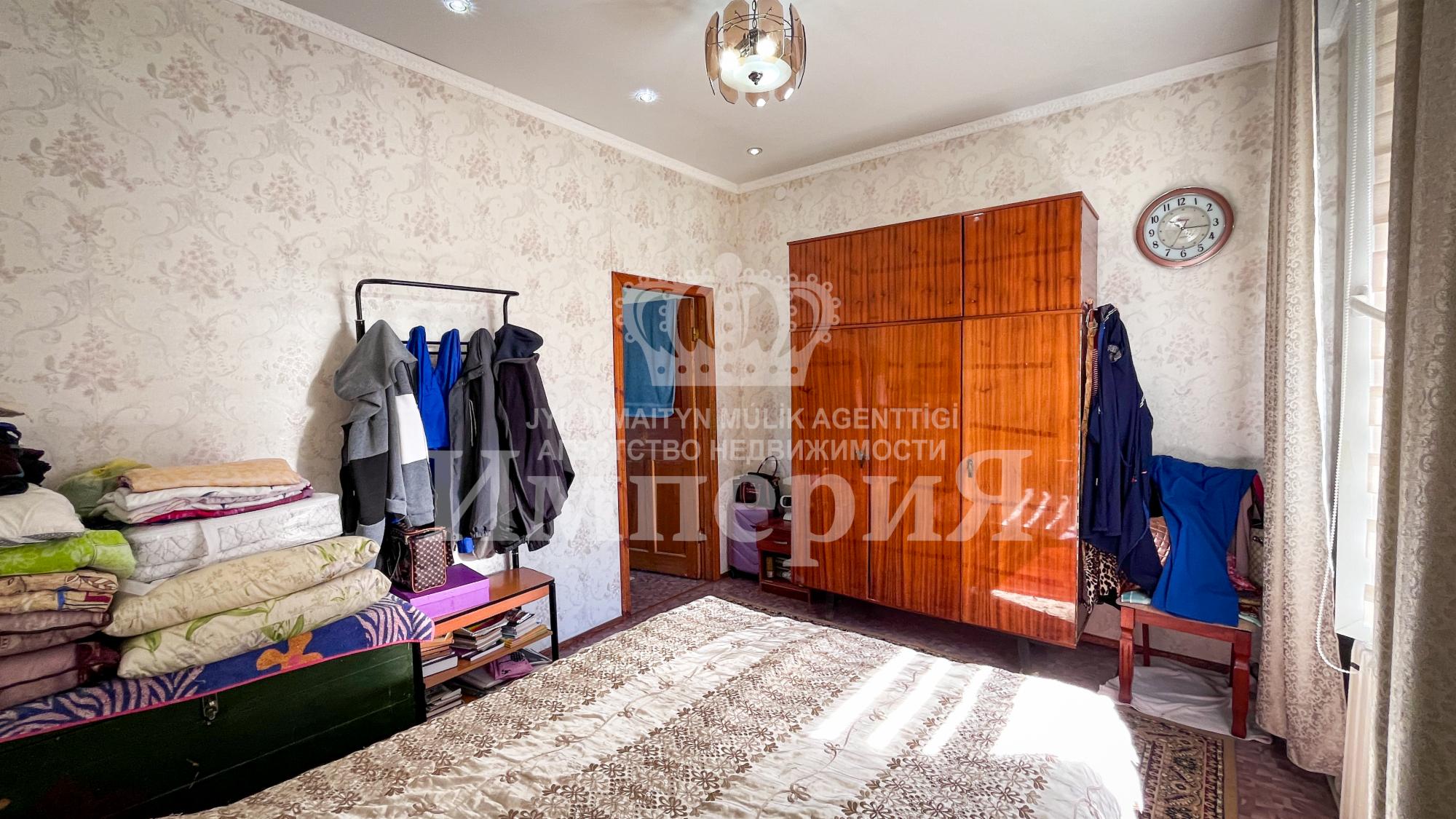 4-комнантный квартира, 117.0 м²,Абылай Хана за 27 000 000