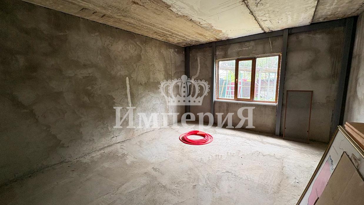 5-комнантный квартира, 240.0 м²,Жансугурова за 28 000 000