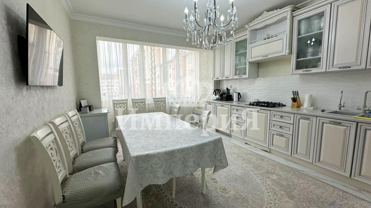 5-комнантная квартира, 178.1 м²,Бирлик за 85 000 000