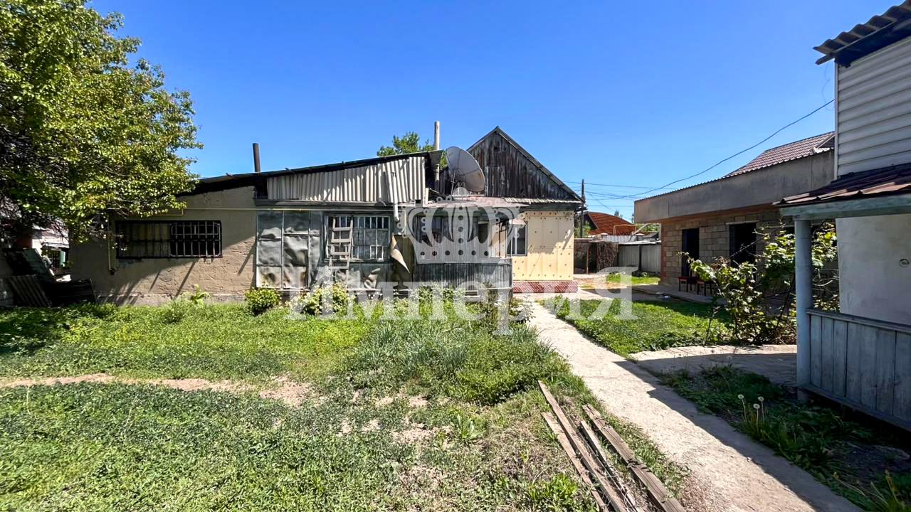 4-комнантный квартира, 92.0 м²,Аксуйская за 20 000 000