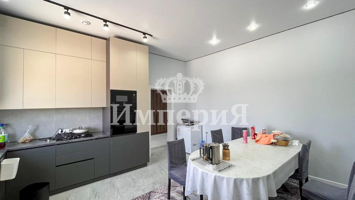 5-комнантный квартира, 157.0 м²,Арасан за 63 000 000