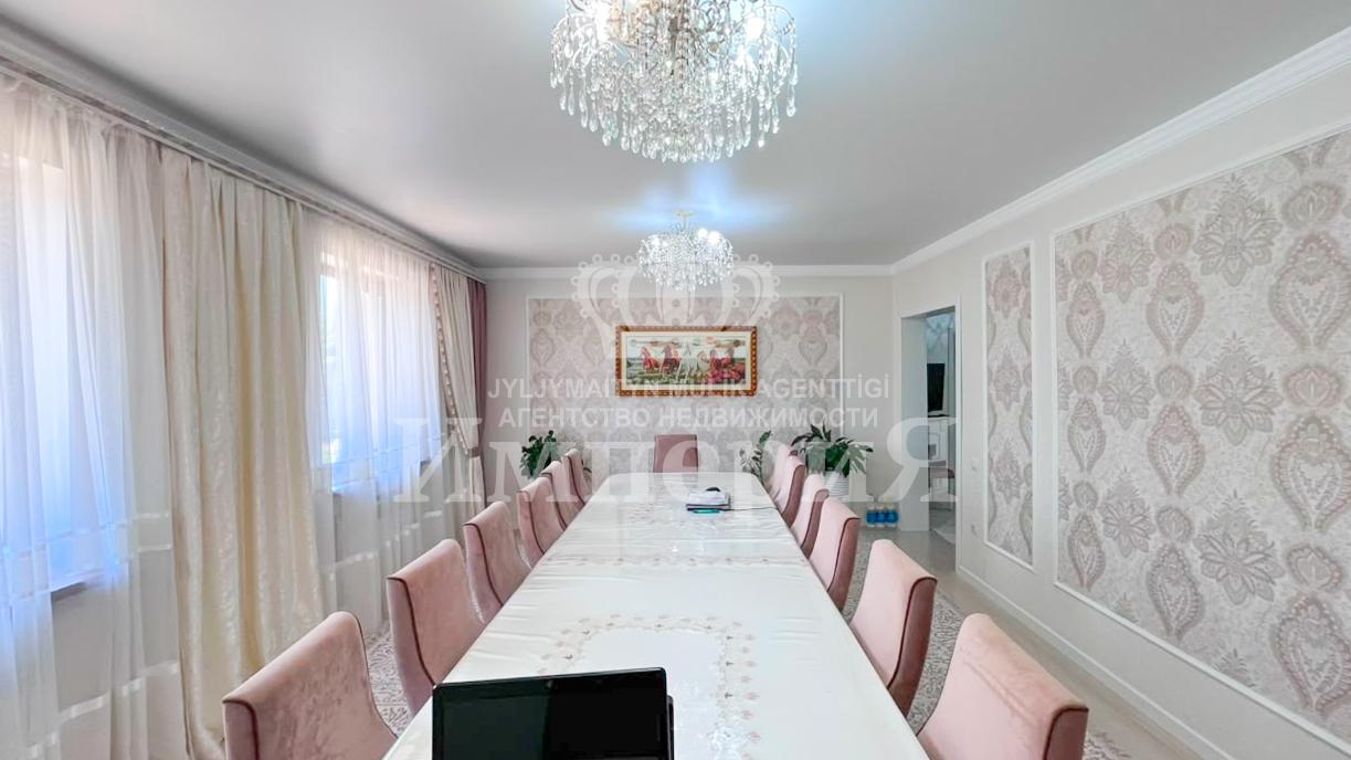 4-комнантный квартира, 132.3 м²,Кок Жазык за 44 000 000